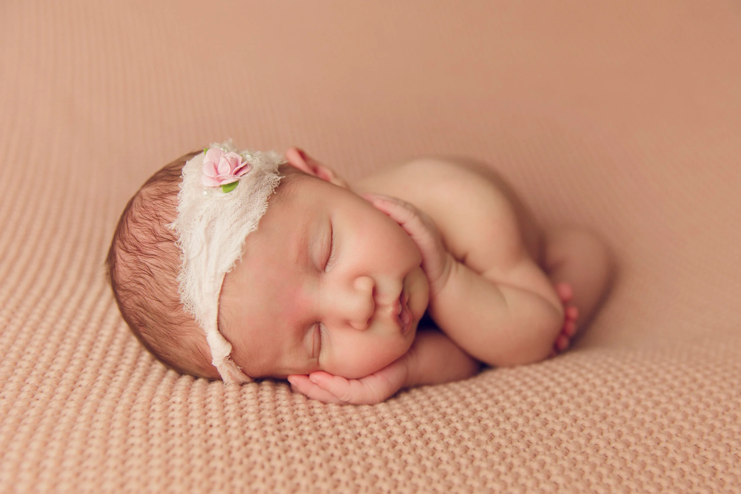 willow newborn photo (28).jpg