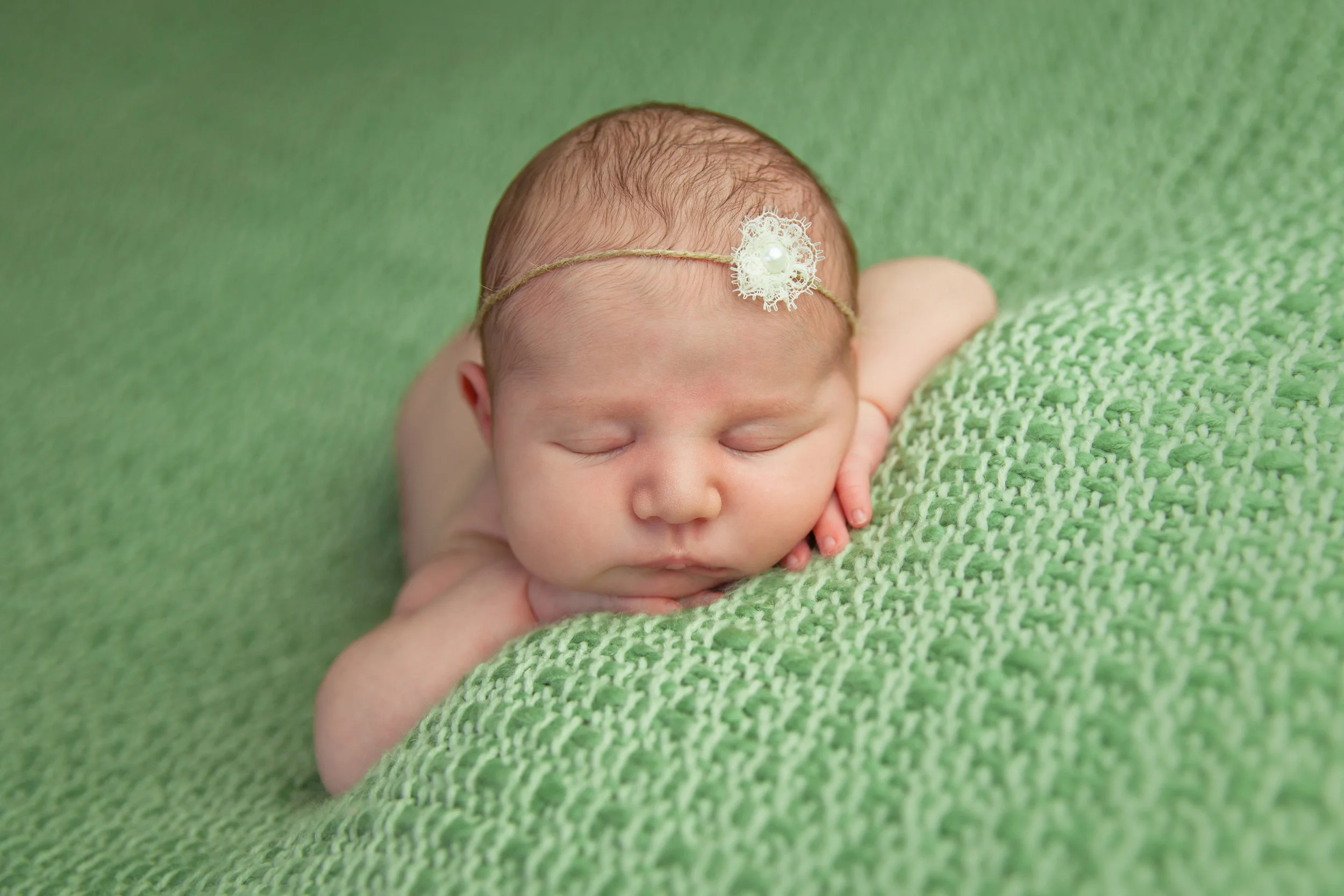 willow newborn photo (64).jpg