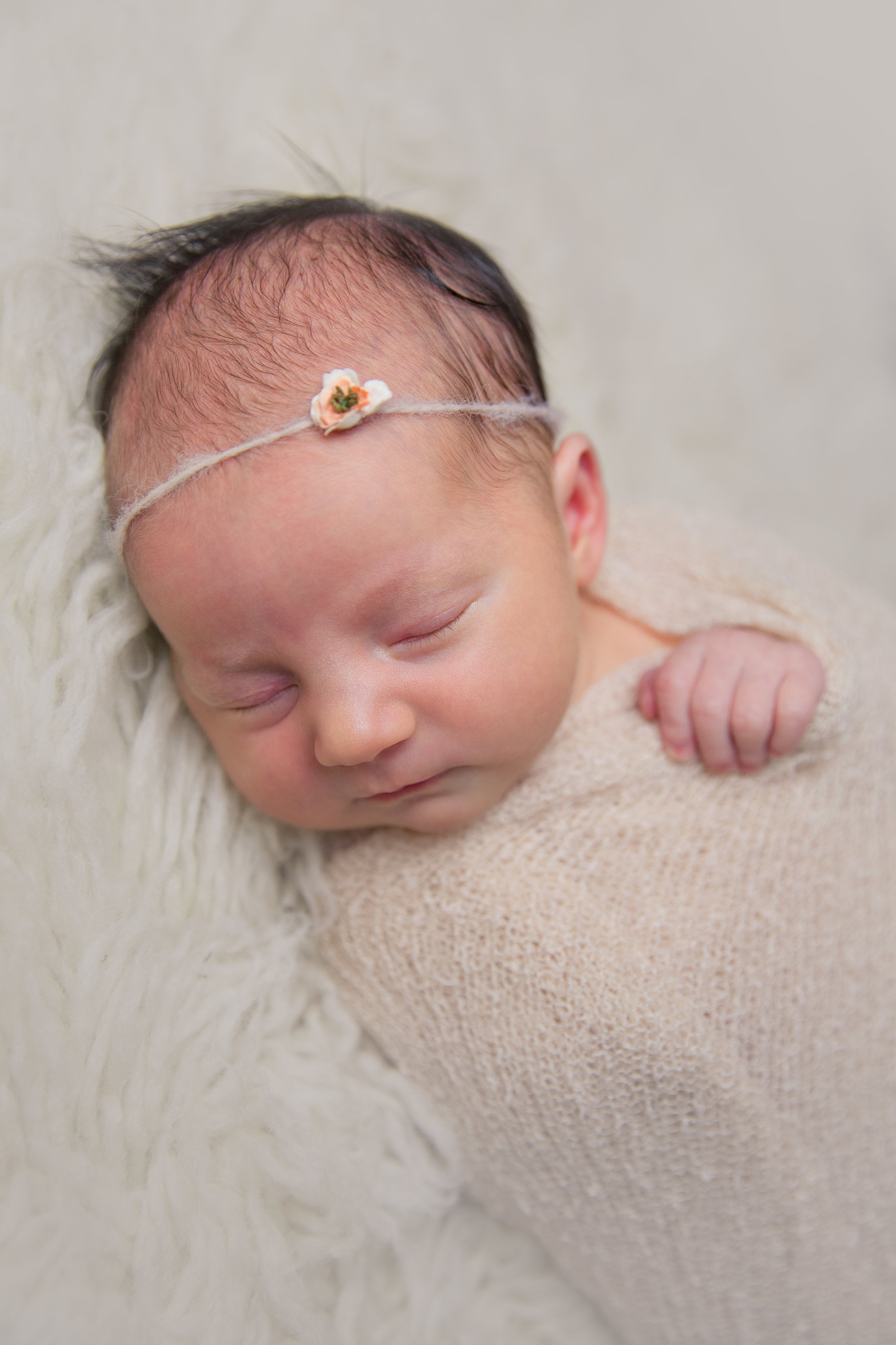 aniela newborn photo  (4).jpg