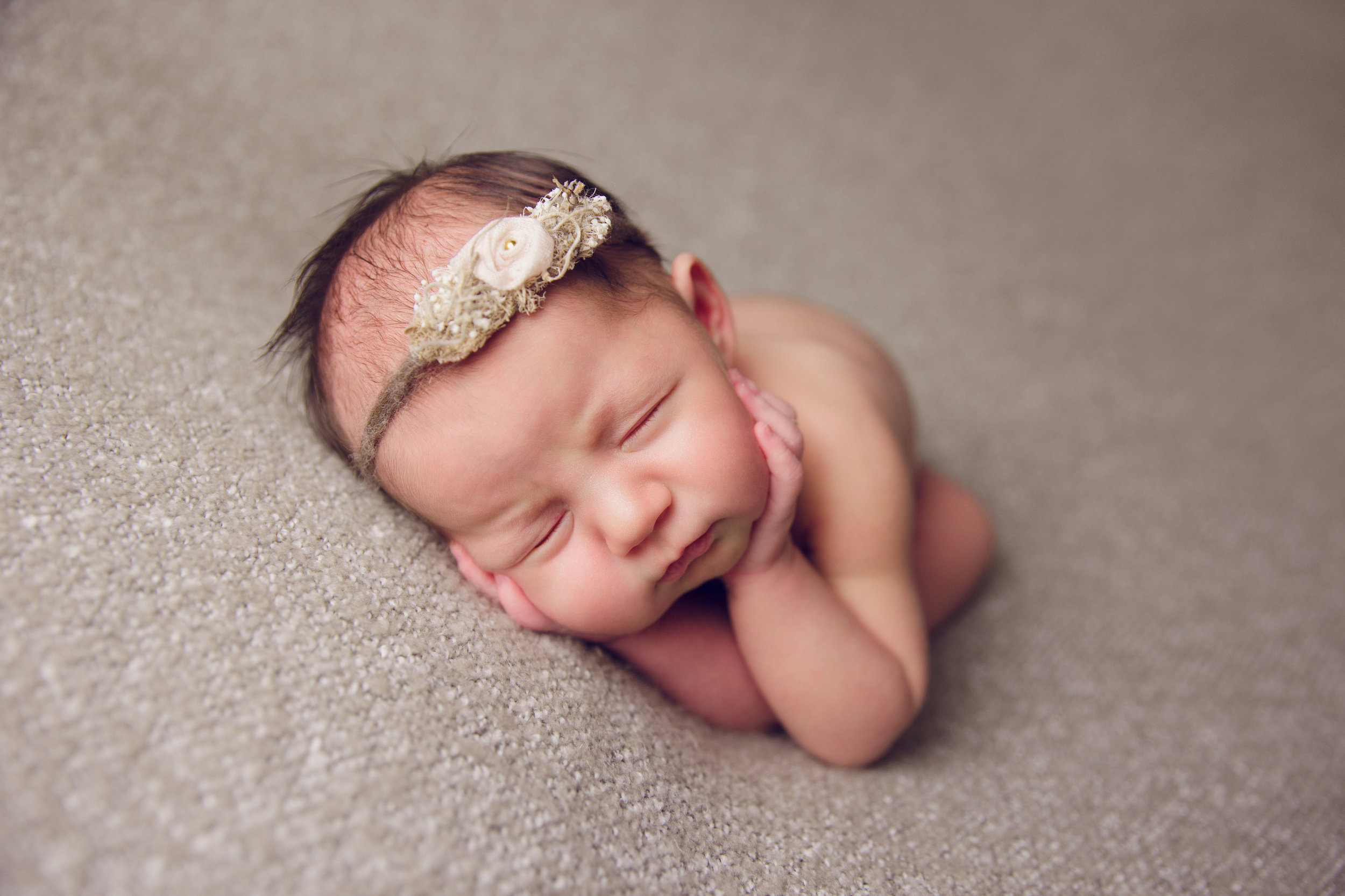 aniela newborn photo  (25).jpg