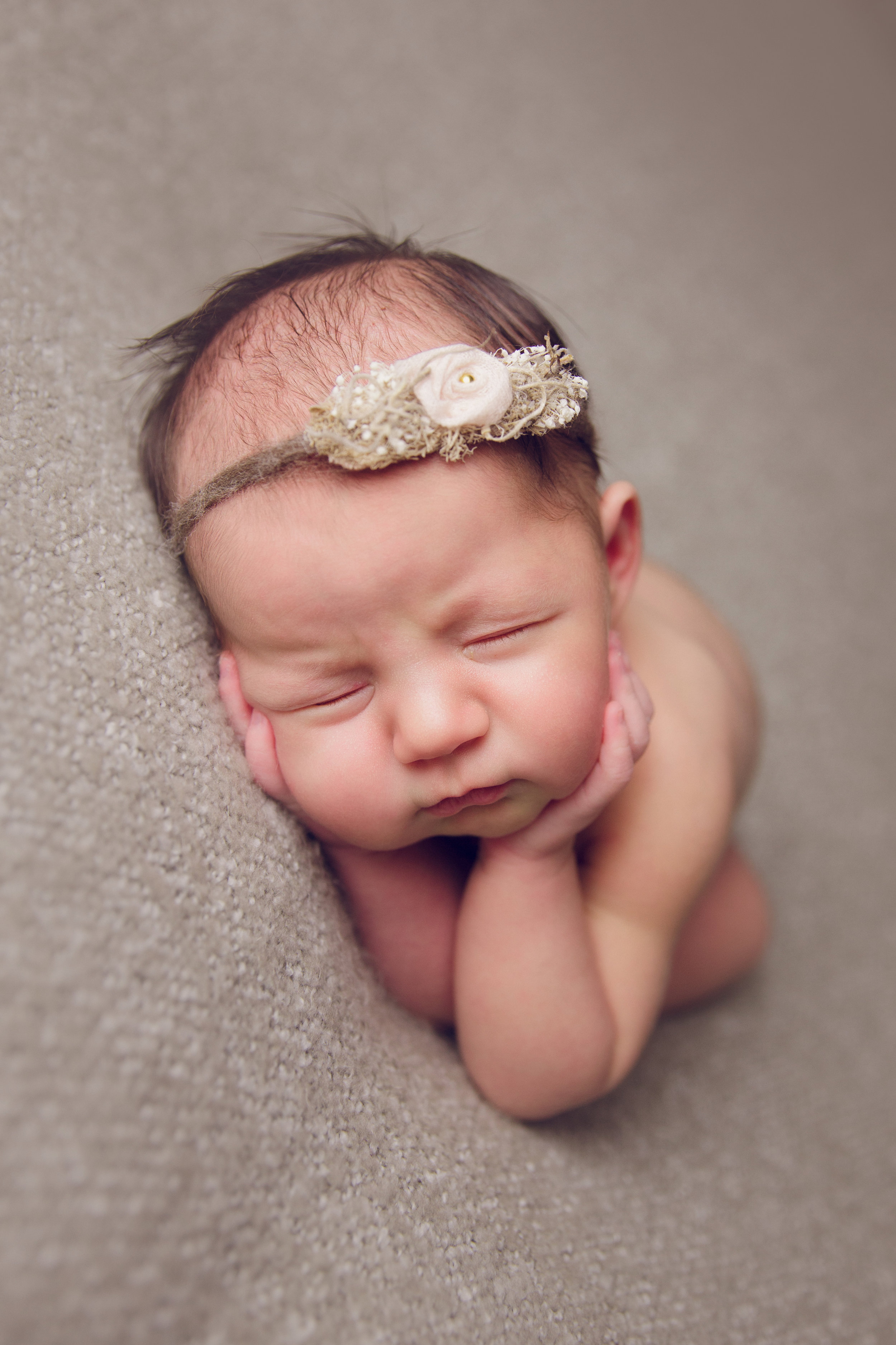 aniela newborn photo  (26).jpg