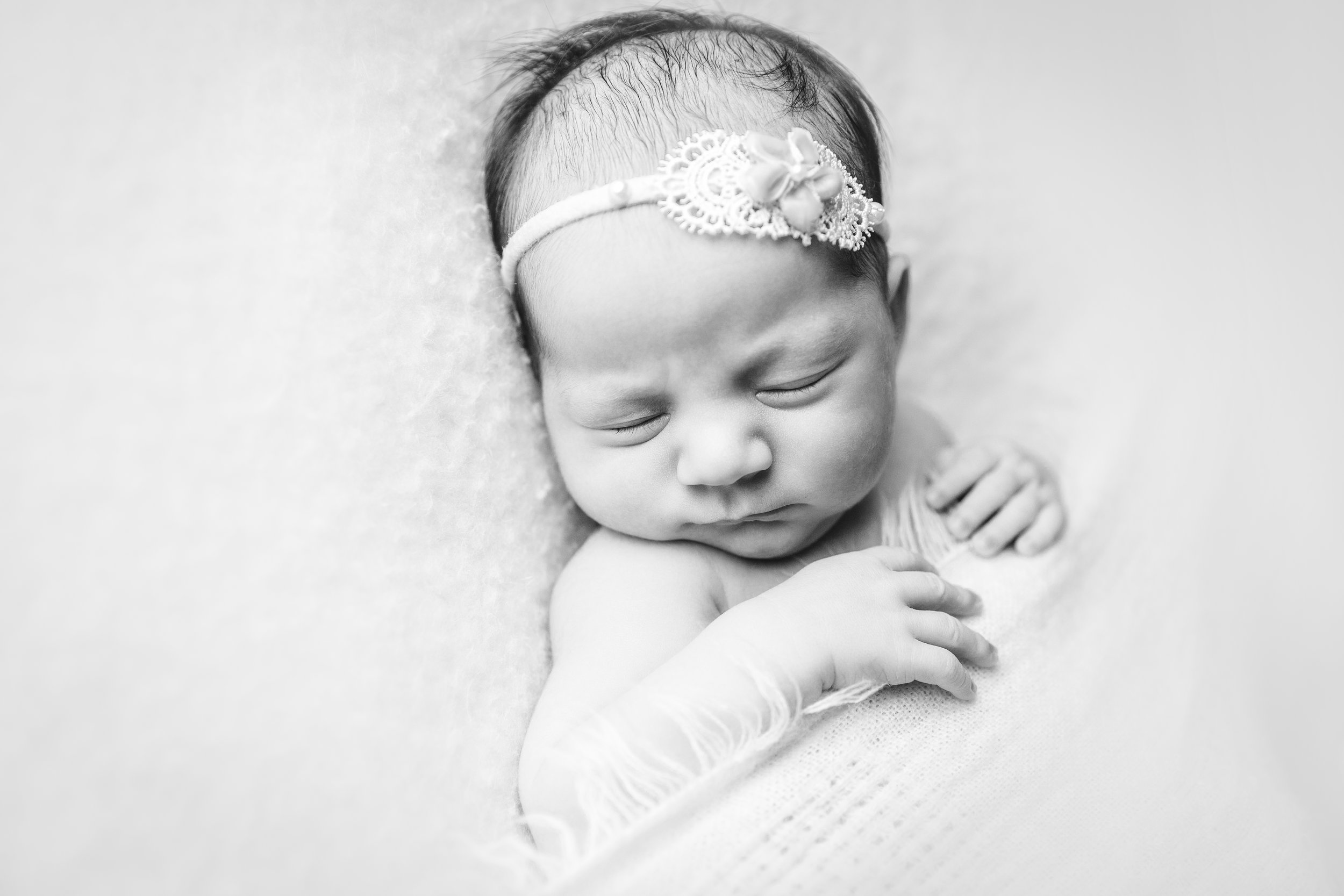 aniela newborn photo  (77).jpg