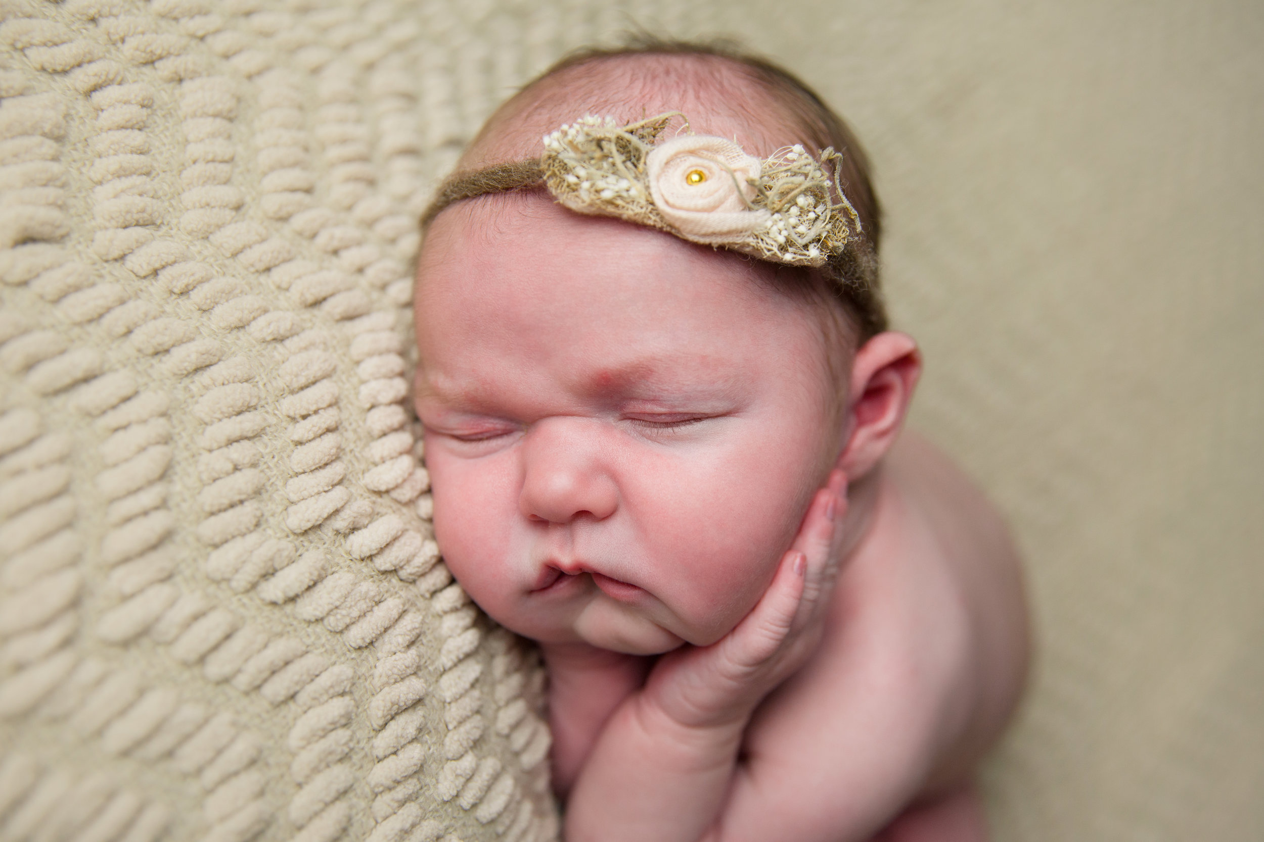 madison newborn  (39).jpg