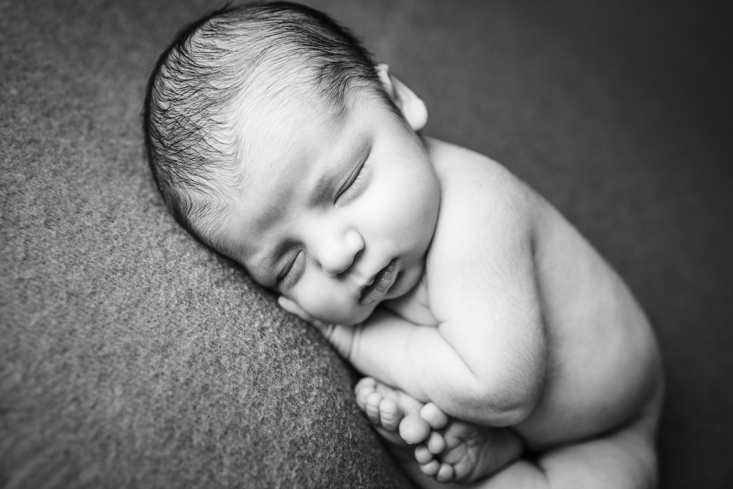 river newborn photo  (19).jpg