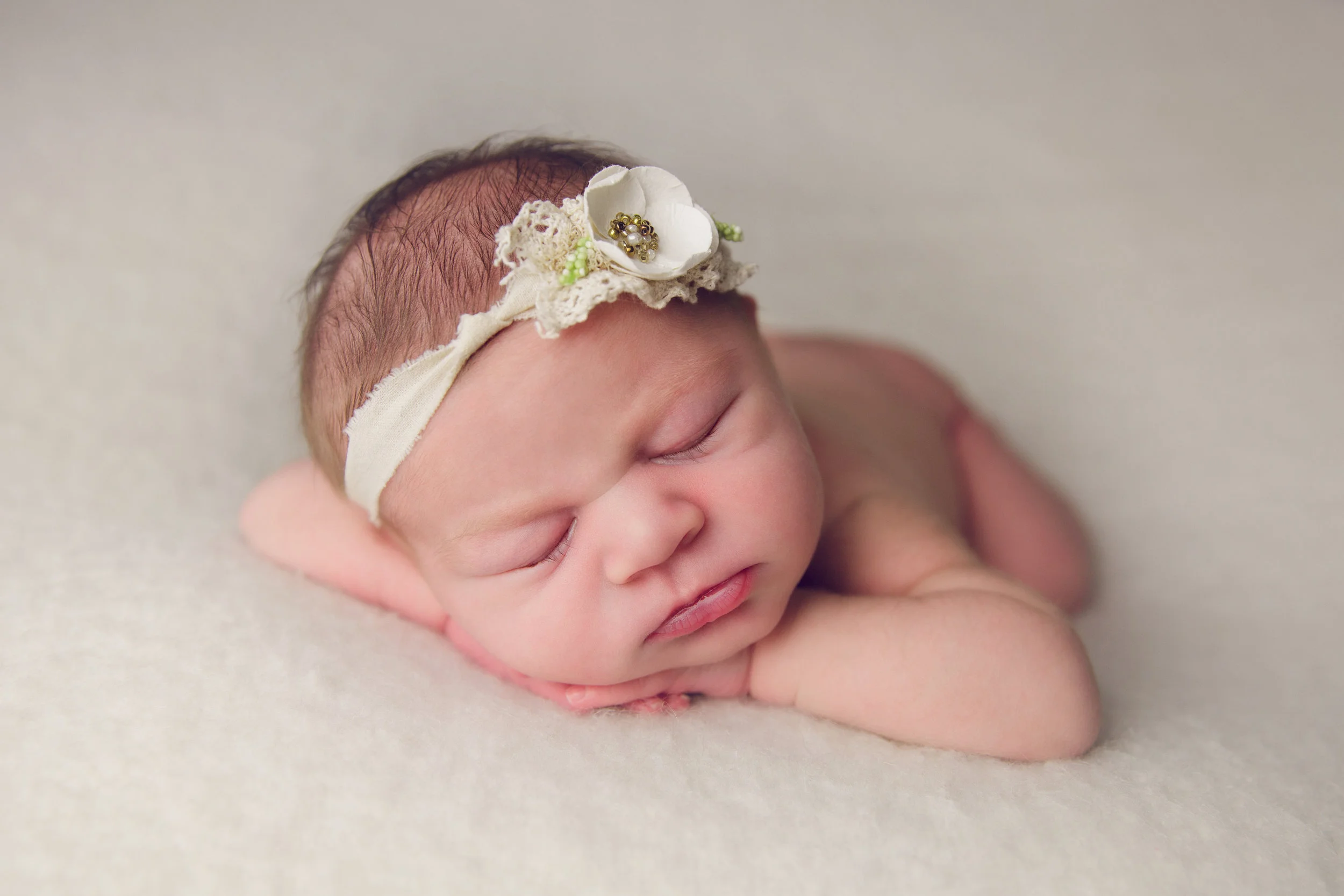 isla newborn (30).jpg
