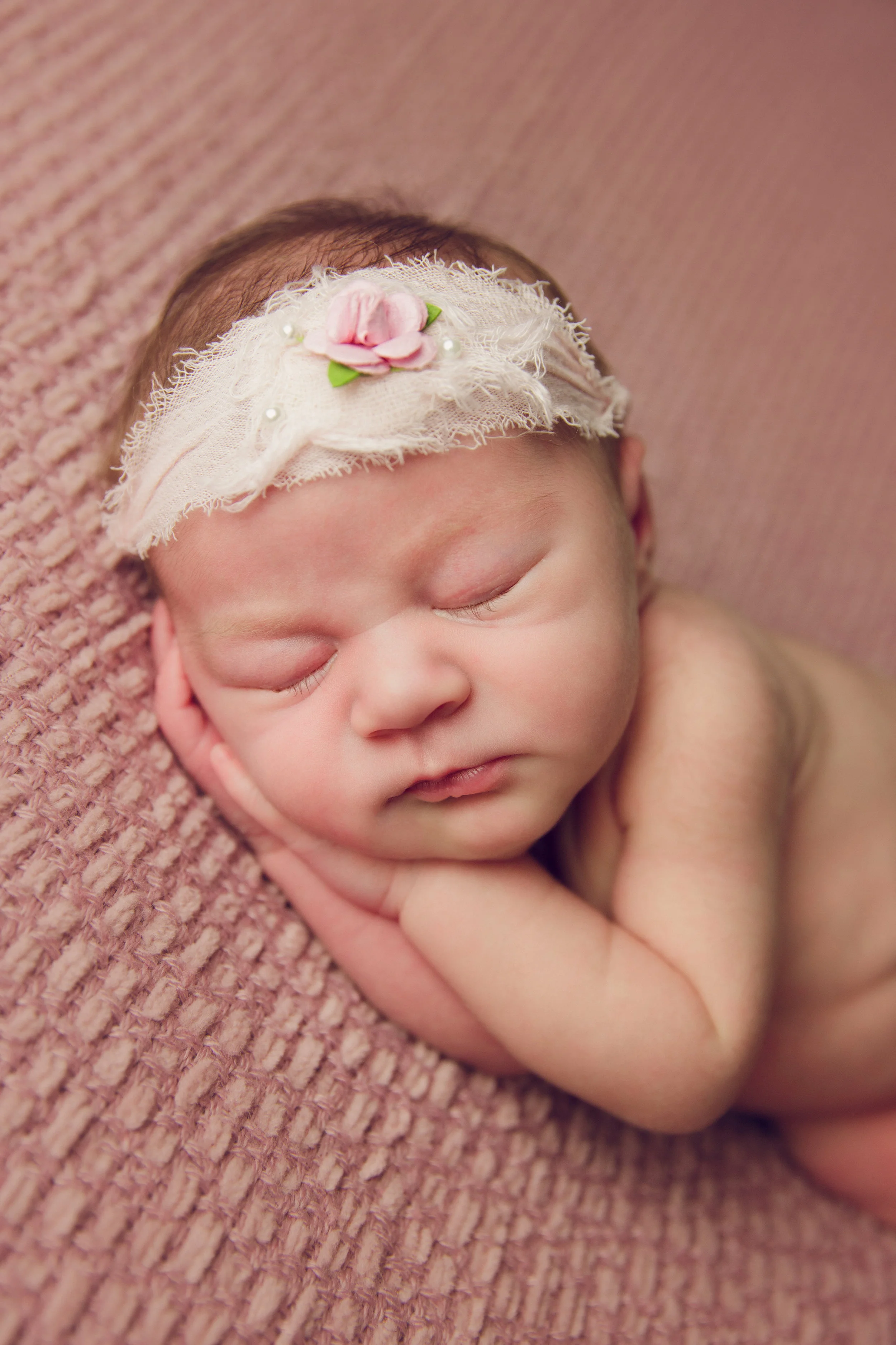 isla newborn (40).jpg