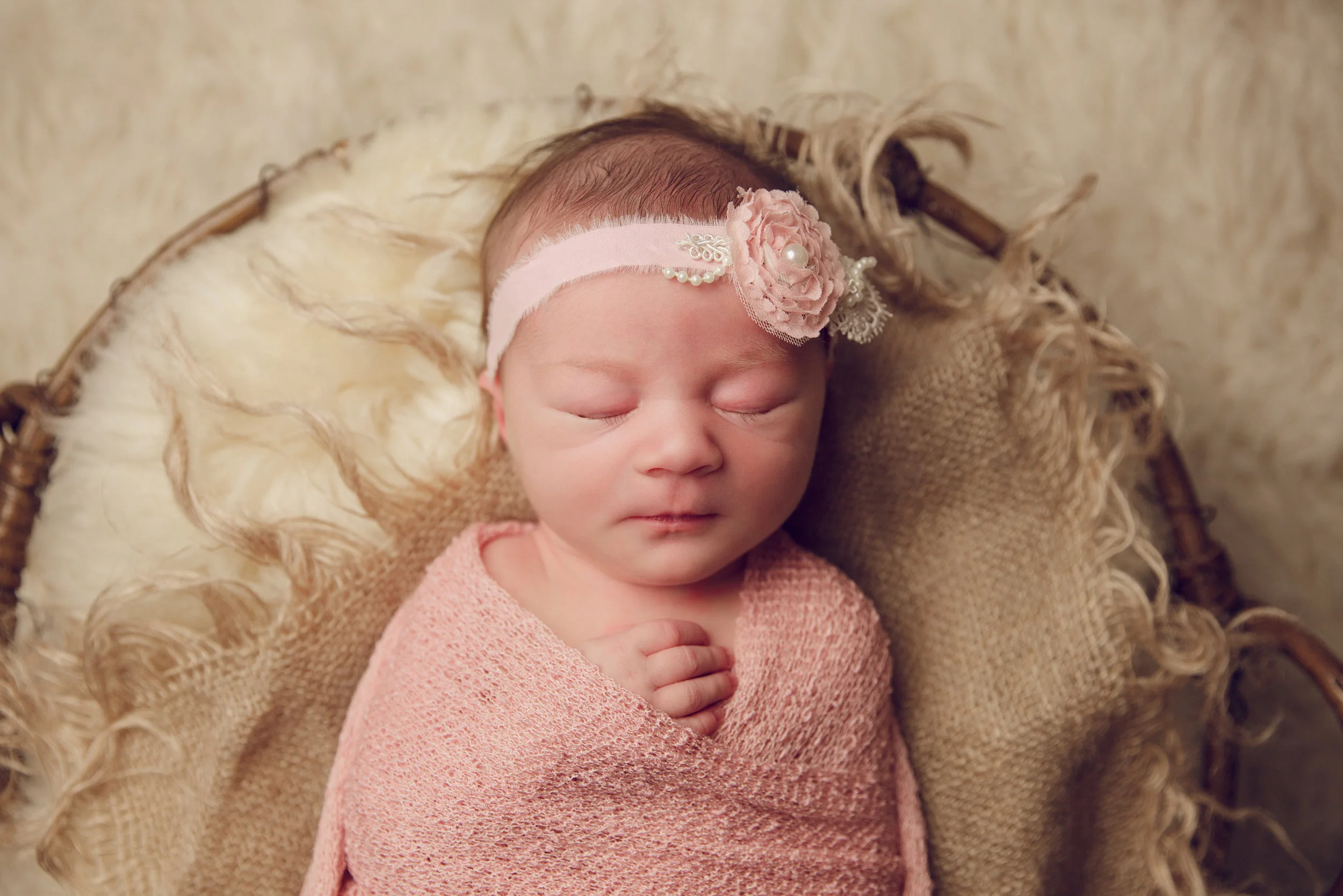 isla newborn (64).jpg