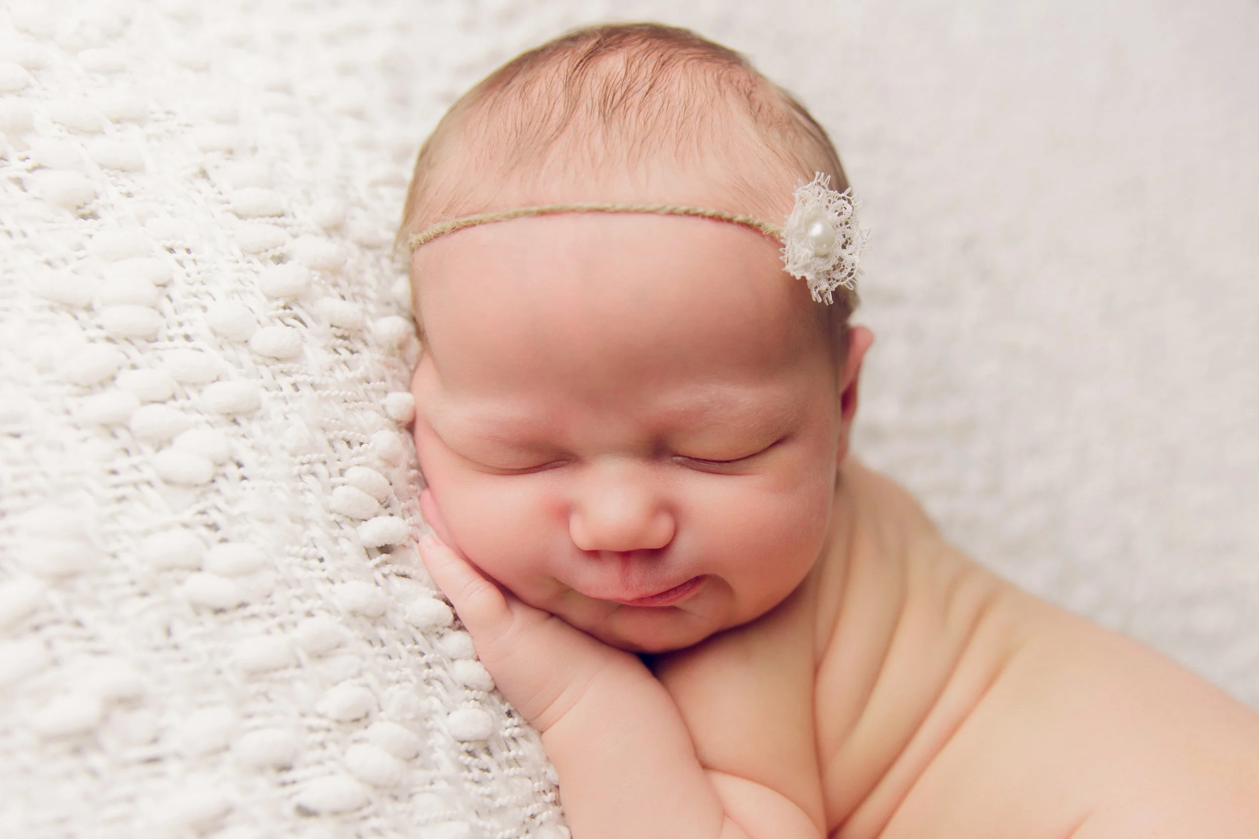 molly newborn photo (22).jpg
