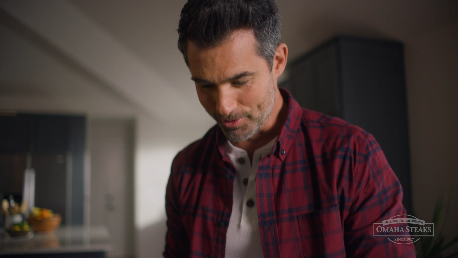 omaha_steaks_simply_perfect_holiday_2021 (Original).mp4.00_00_15_23.Still001.png