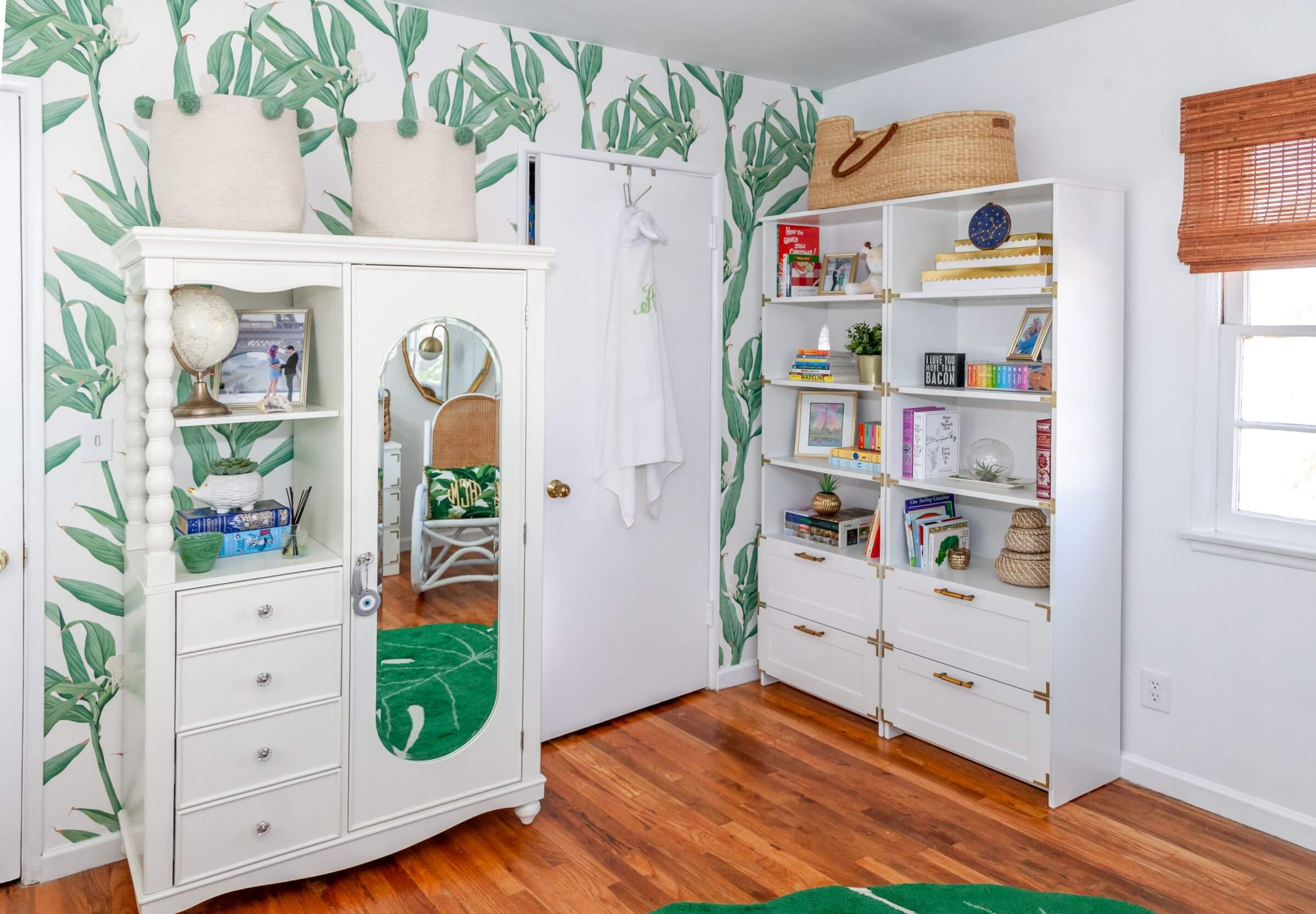 5cab6dc72334c504c7f5ab83_asher's room 05 - straightened.jpg