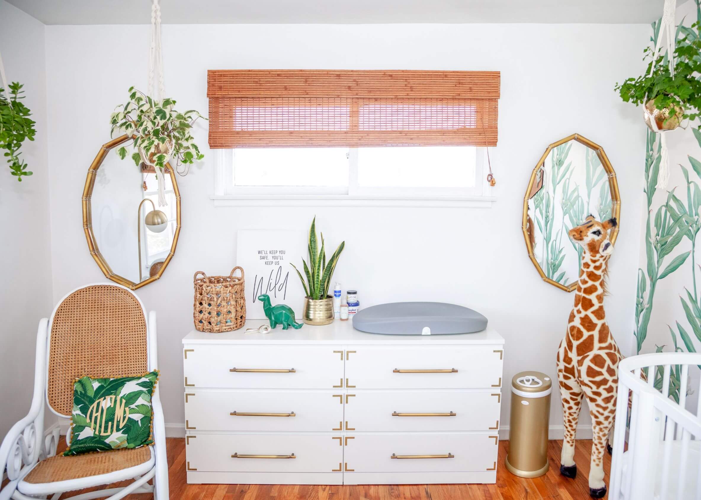 5cab6ddfe15aaa504306f641_asher's room 08- straightened.jpg