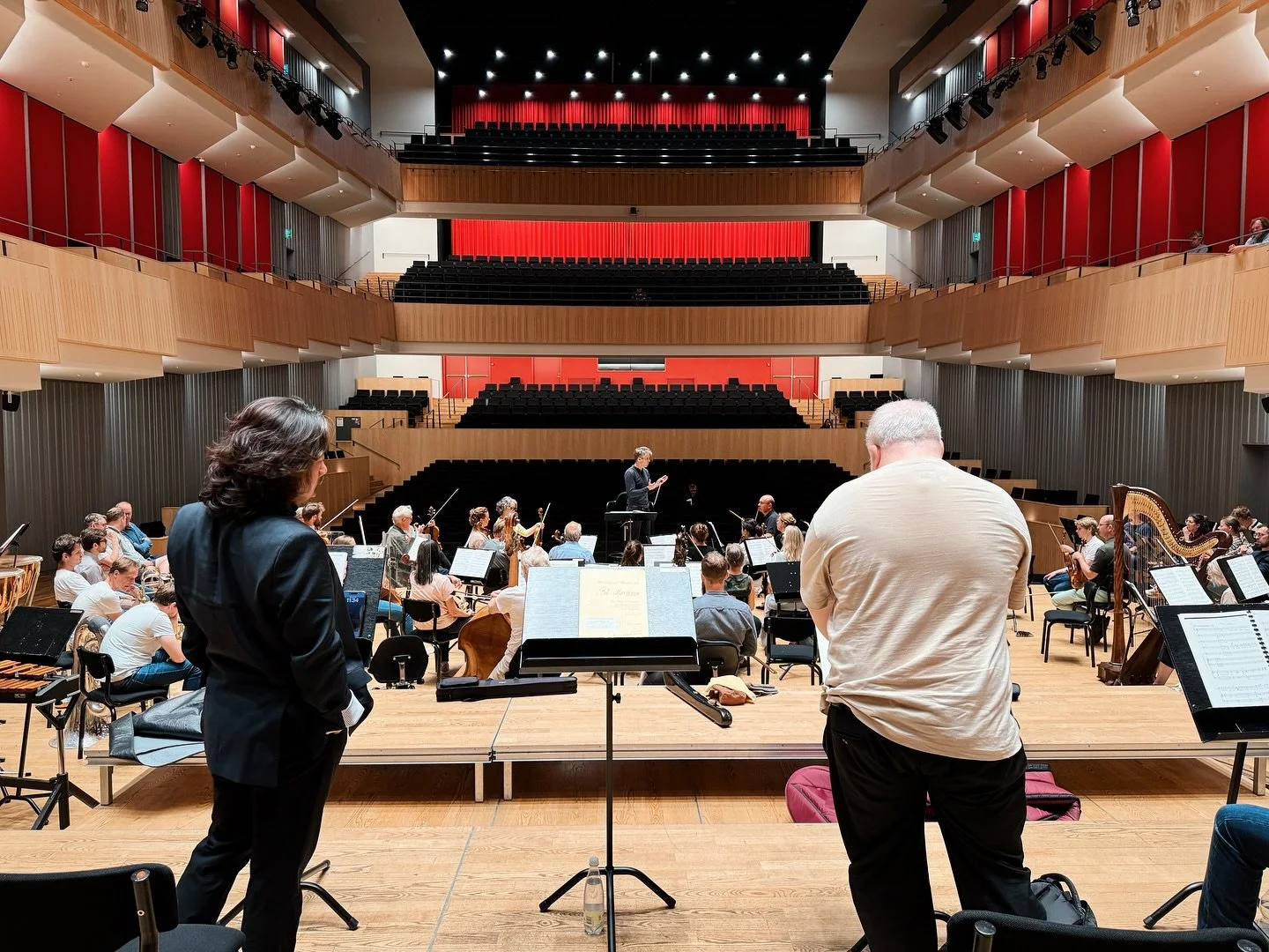 SITZPROBE &bull; There&lsquo;s nothing like a little Martinů in the morning 😉 The premiere of The Greek Passion at Den Jyske Opera is coming up on August 23rd, don&rsquo;t miss it! 🇩🇰🤩🎭🎶 #bohuslavmartinu #thegreekpassion #manolios #sitzprobe #o