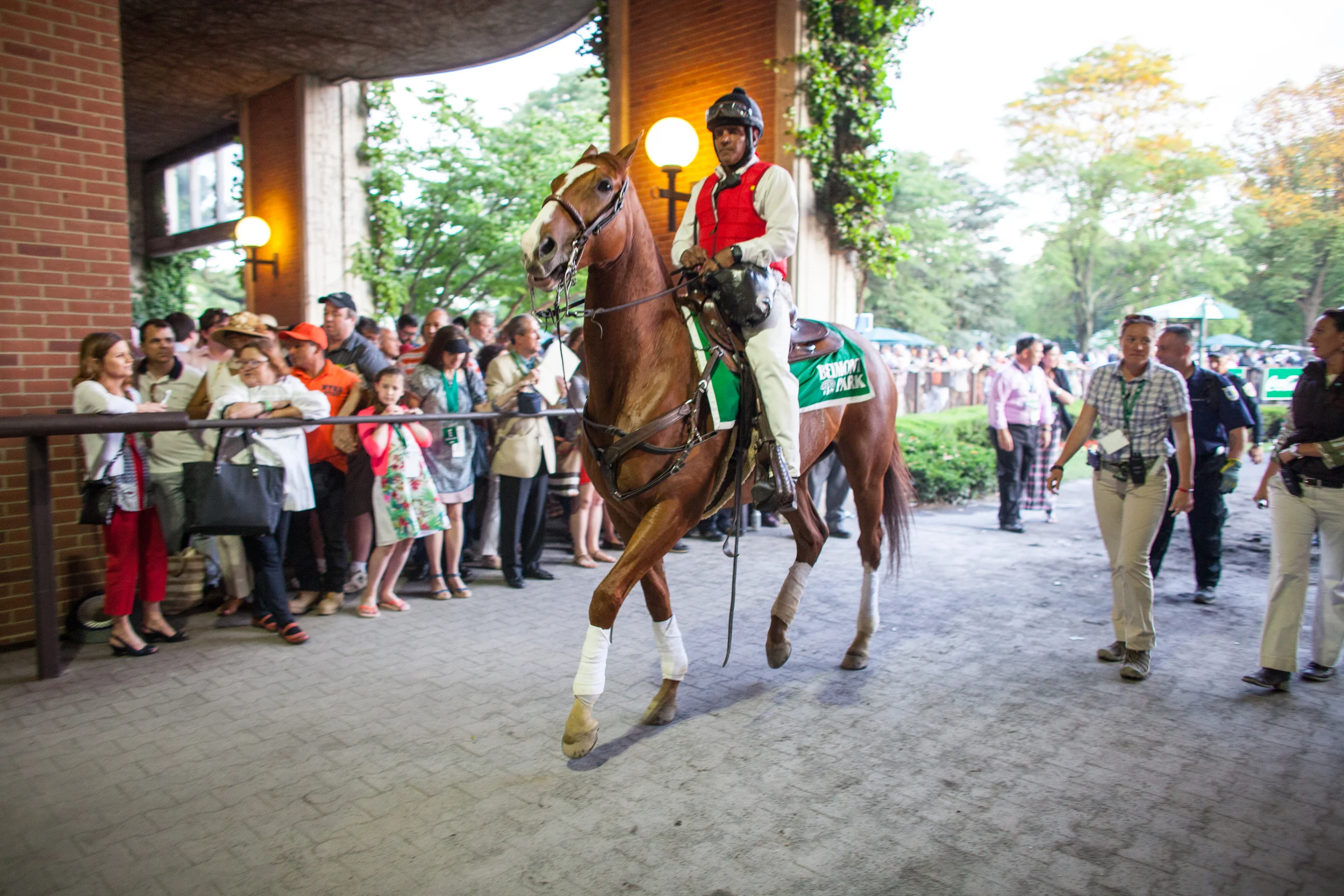 LaurenCaulk_150606_BelmontStakesTripleCrown_1289.jpg