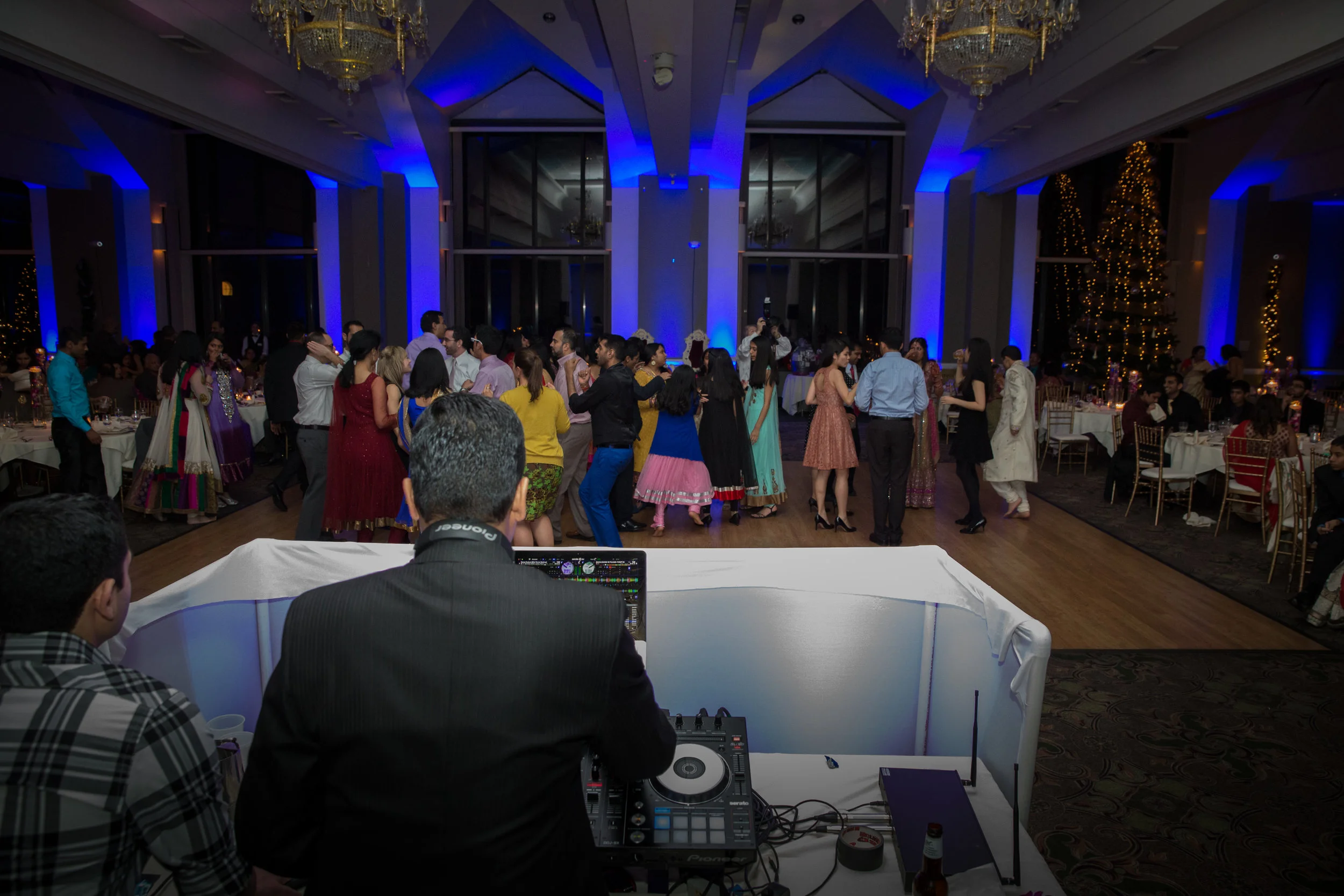 AggarwalEngParty0646.jpg