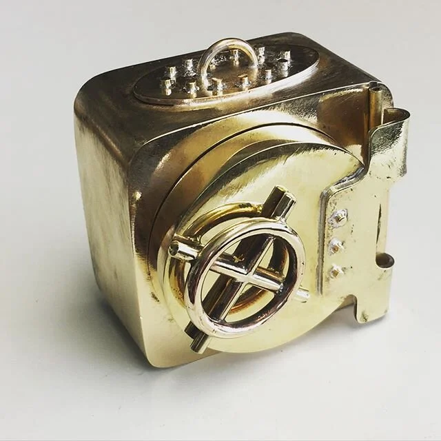 Cache, 2020
.
.
Brass, fabricated, will be gold plated eventually .
.
.
#charm #obscenewealth #gold #goldbars #greedy #billionaires #metalsmithing #jewelry #artjewelry #artjewellery