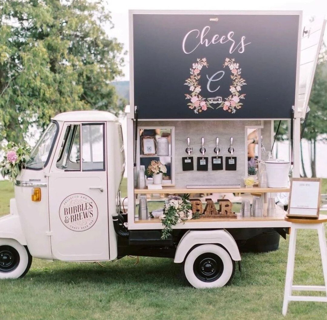 We love to personalize our mobile bar for you. From custom signs to cocktails and lots more!

#bubblesandbrewsoc #getcozyvintagemobilebars #orangecounty #california #mobilebartender #mobilebarservice #drinksontaps #smallbusiness #shoplocal #supportsm