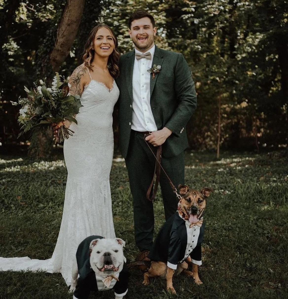 To all of our grooms who are now fathers, even our dog dads!  Happy Fathers day!

@bubblesandbrewsaustin #happyfathersday
#bubblesandbrews #getcozyvintagemobilebars
#mobilebar #vendorlist #getcozy #piaggio #drinks #dadsarethebest  #mobilecocktails
#e