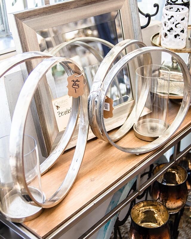 We can&rsquo;t stop staring at these beautiful stainless steel candle holders 😍 We have two sizes, Lrg &amp; Smll!! A perfect pair ✨
.
Come stop by this weekend to pick up all your fav home decor and furnishings!
.
.
. .
#Creativedesignsrb #creative