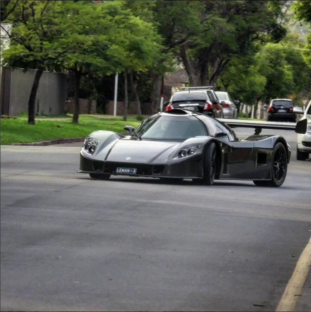 Superlite_SLC_Gray_Australia_Instagram_FrontCornerFront_Small_zpsbxvkznkg.jpg