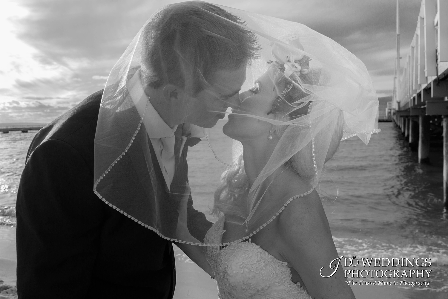 black and white wedding photography.jpg