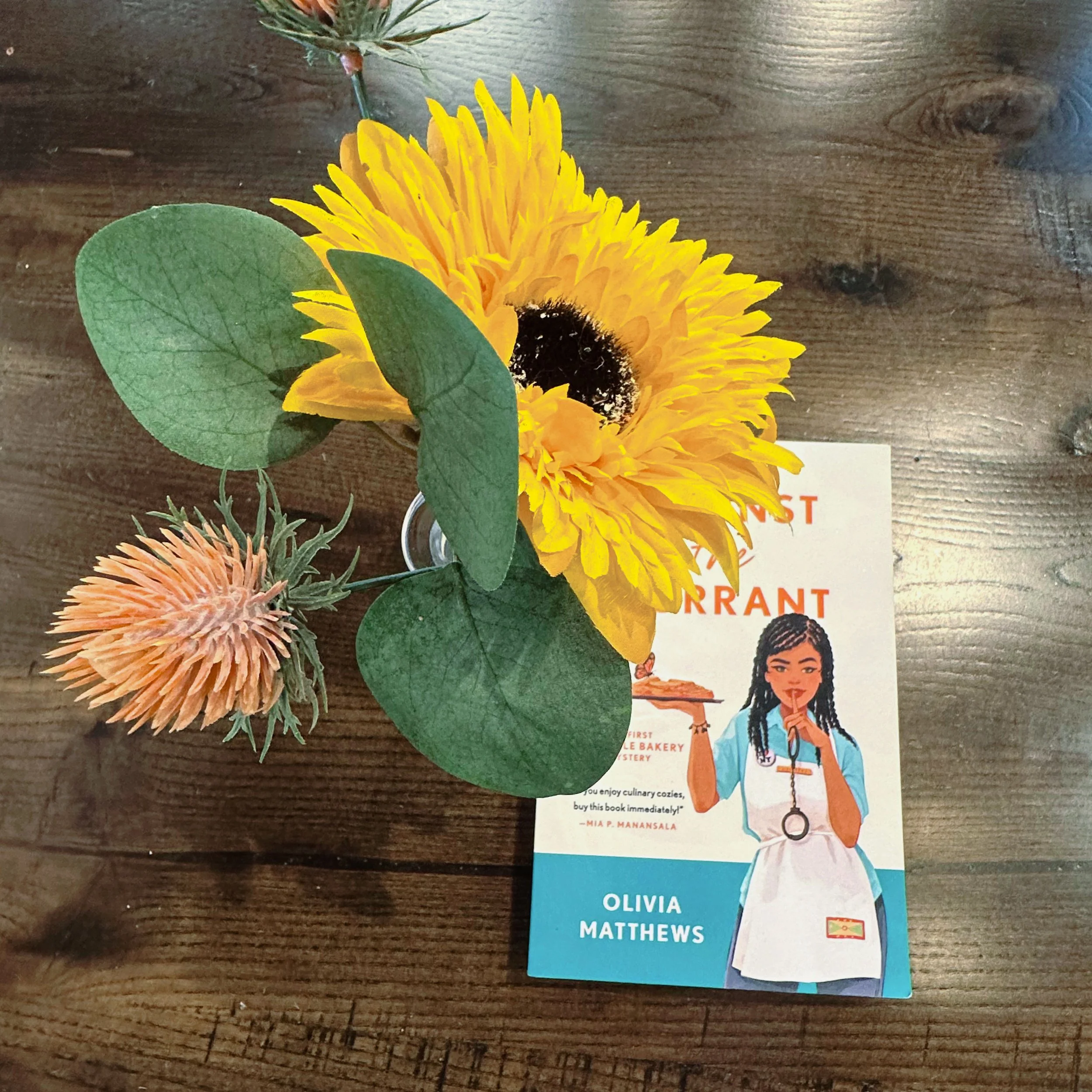 THE COZY MYSTERY BOOK CLUB