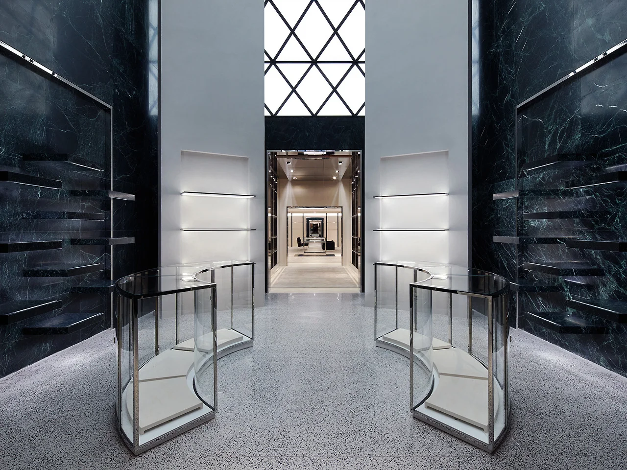 LH_14_Mar16_Balenciaga3.jpg