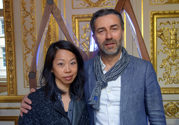Helen Homan Wu (Curagenda), Fabrice Ausset with his piece Luminaire in the back.