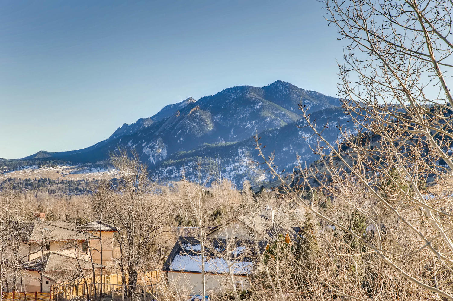 3760 Lakebriar DR Boulder CO-large-028-24-Views-1500x1000-72dpi.jpg