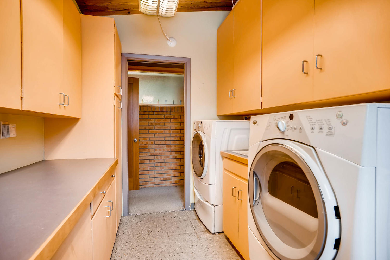 205 Camden Place Boulder CO-large-030-31-Laundry Room-1498x1000-72dpi.jpg