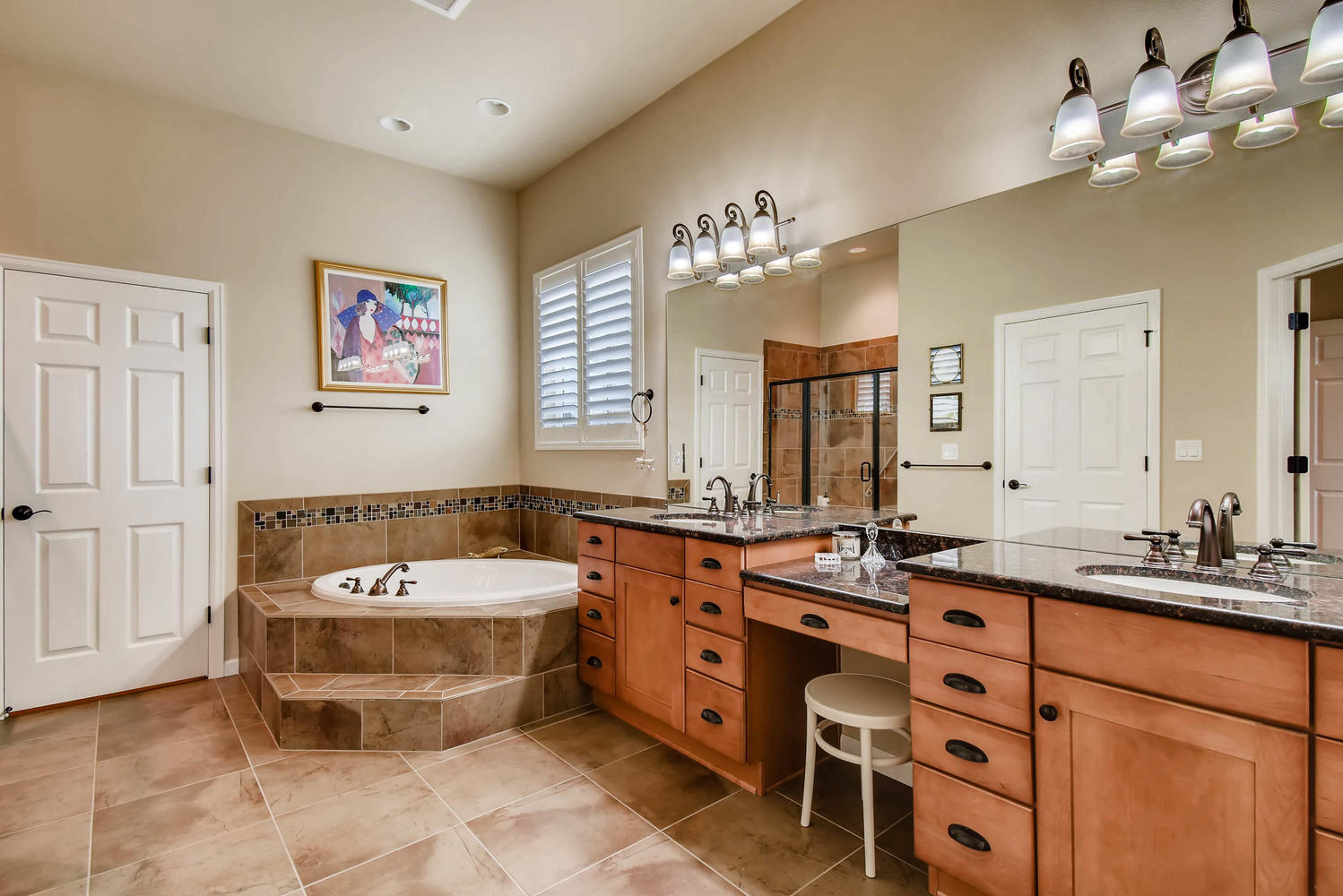 4785 Silver Mountain Loop-large-016-7-Master Bathroom-1499x1000-72dpi.jpg