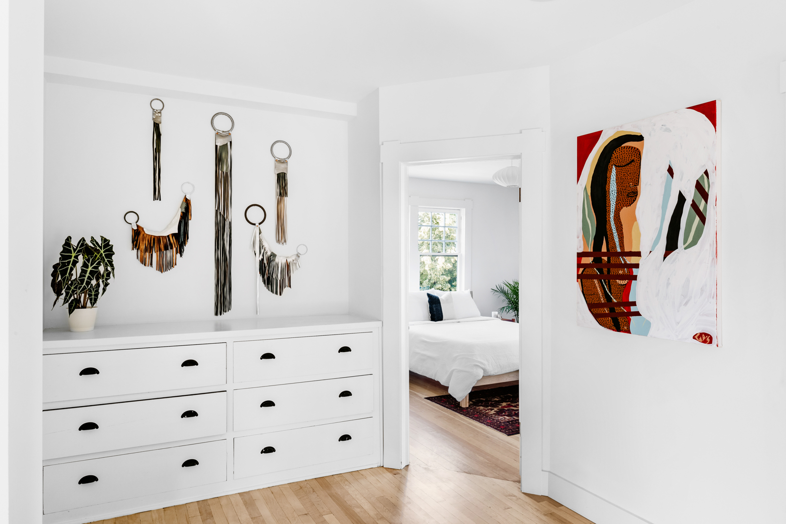 kyliefitts_guesthouse_2132pinest_mls_10.jpg