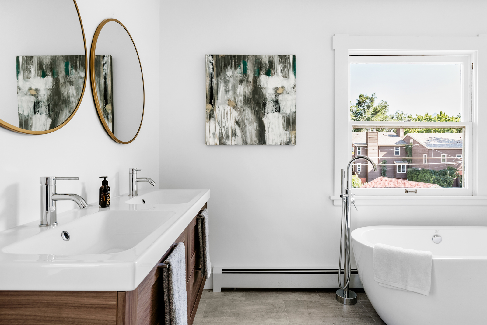 kyliefitts_guesthouse_2132pinest_mls_13.jpg