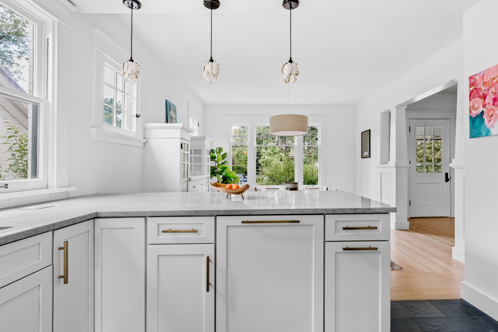kyliefitts_guesthouse_2132pinest_mls_32.jpg