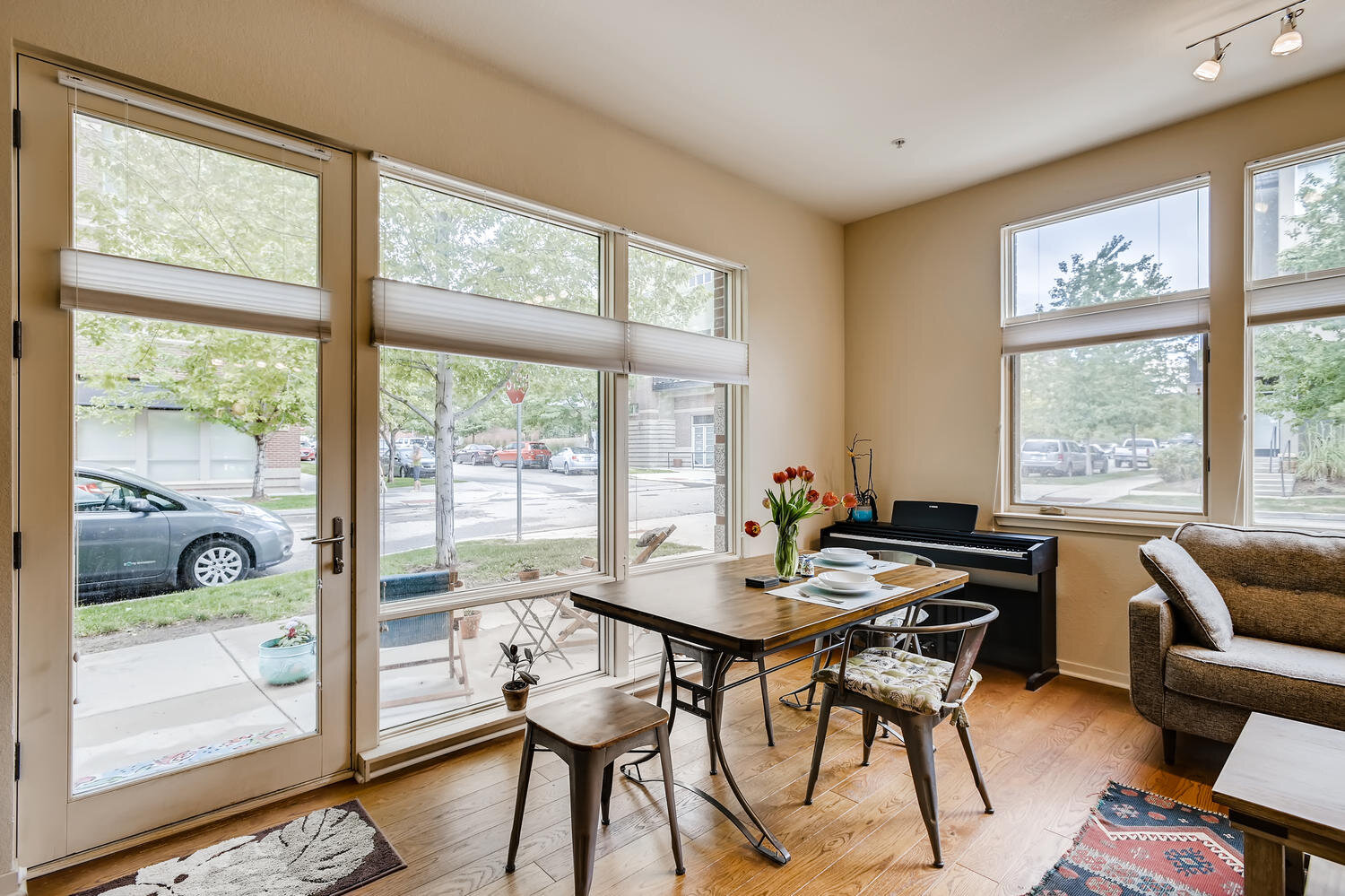 1310 Rosewood Ave 5A Boulder-large-010-009-Dining Room-1500x1000-72dpi.jpg