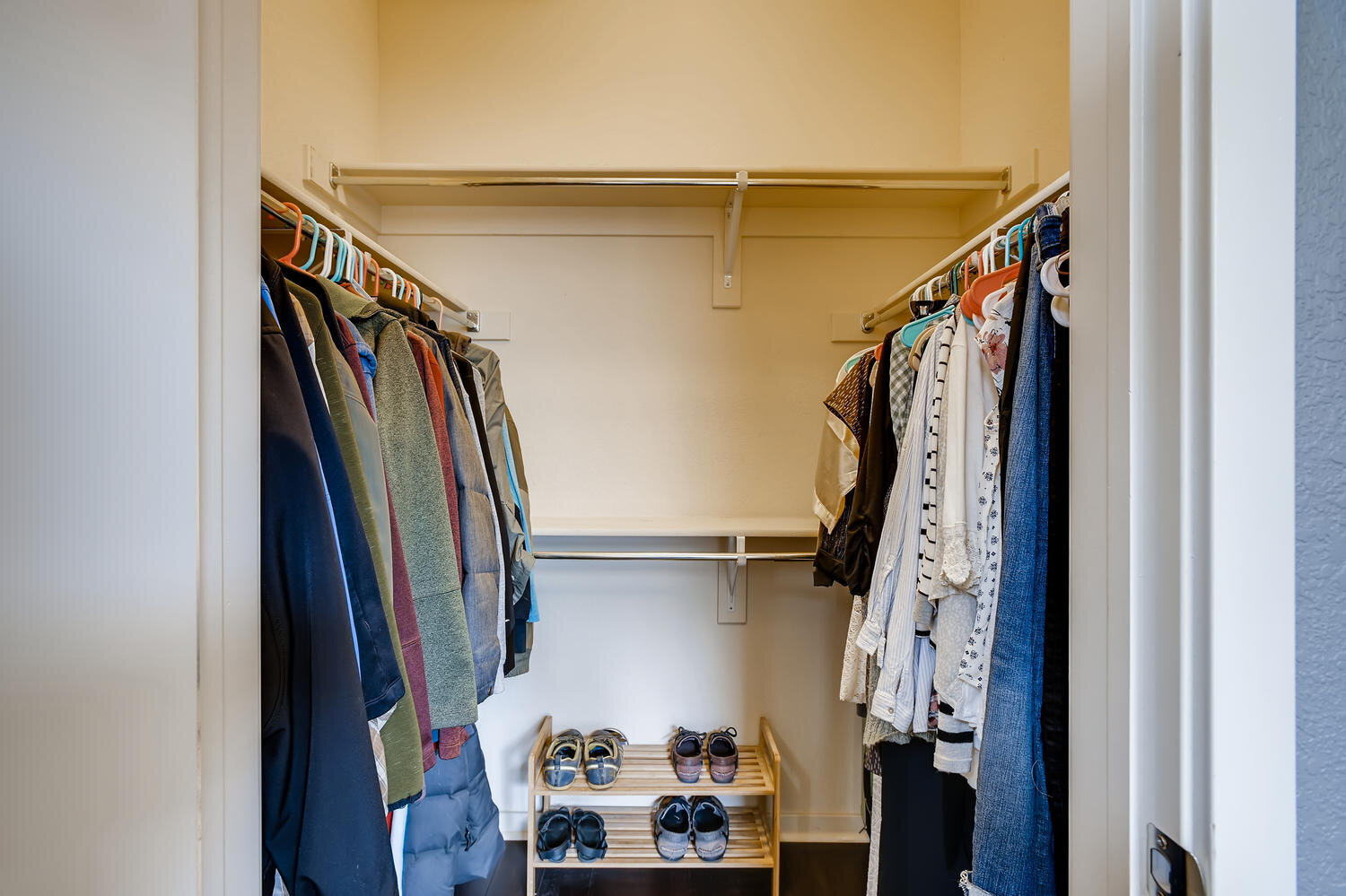 1310 Rosewood Ave 5A Boulder-large-030-028-Master Bedroom Closet-1500x1000-72dpi.jpg