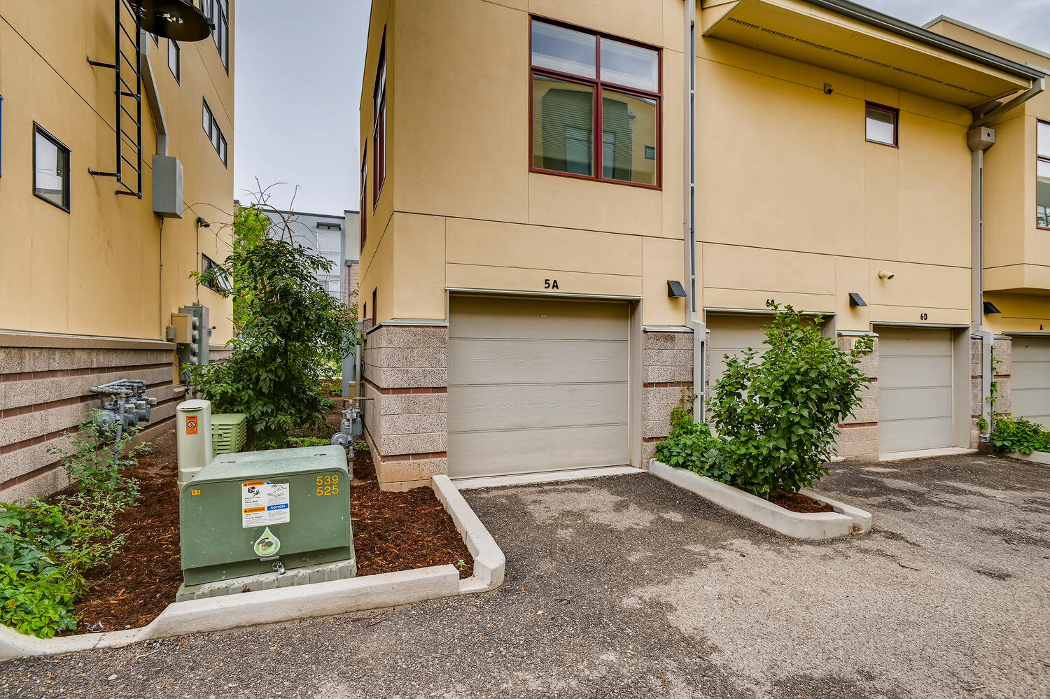 1310 Rosewood Ave 5A Boulder-large-031-034-Garage-1500x1000-72dpi.jpg