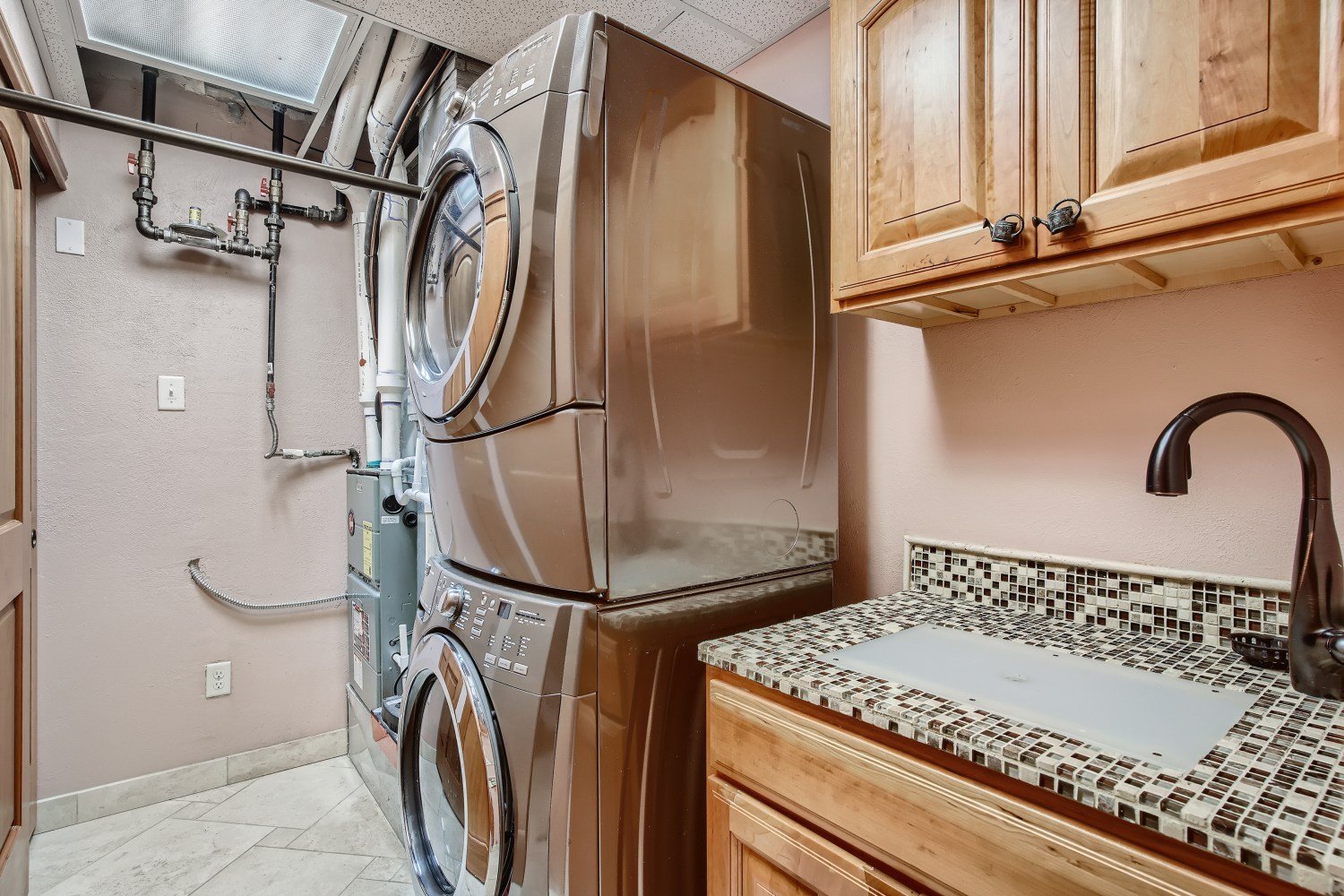 7454 Queen Cir Arvada CO - Web Quality - 030 - 42 Lower Level Laundry Room.jpg