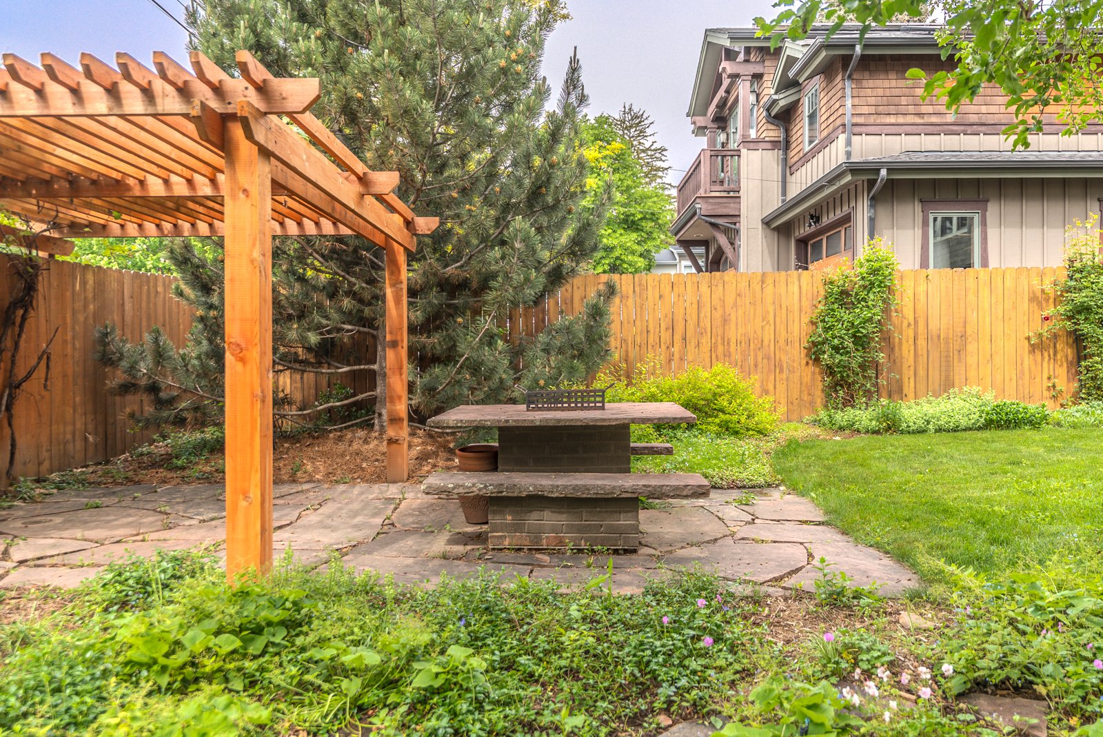 1816 Mariposa Avenue (46 of 51).jpg