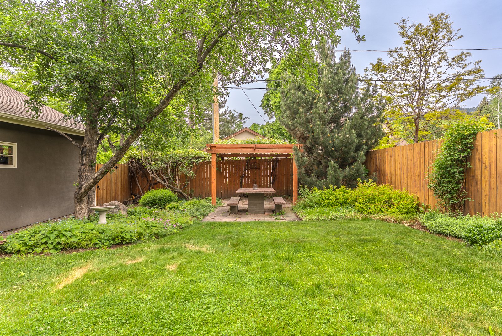 1816 Mariposa Avenue (48 of 51).jpg