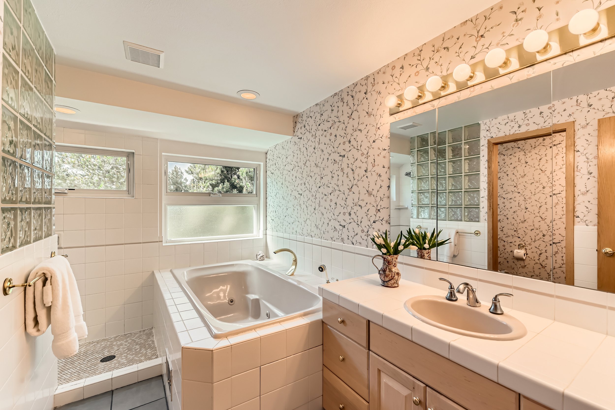 2949 Tincup Circle - Print Quality - 022 - 25 2nd Floor Primary Bathroom.jpg