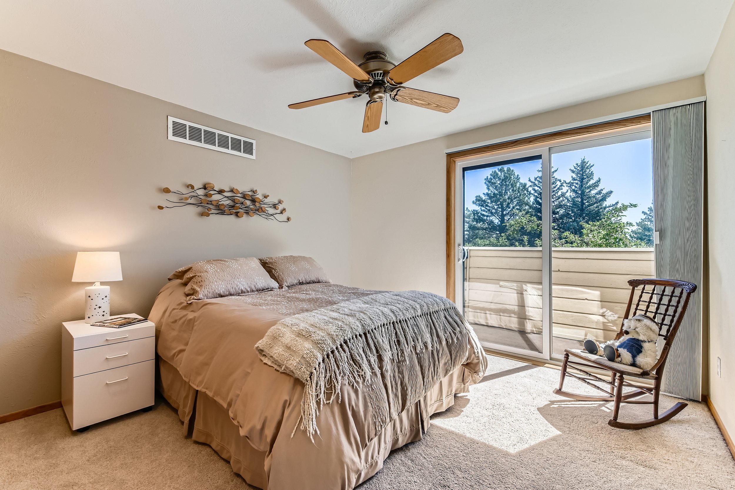 2949 Tincup Circle - Print Quality - 028 - 32 2nd Floor Bedroom.jpg