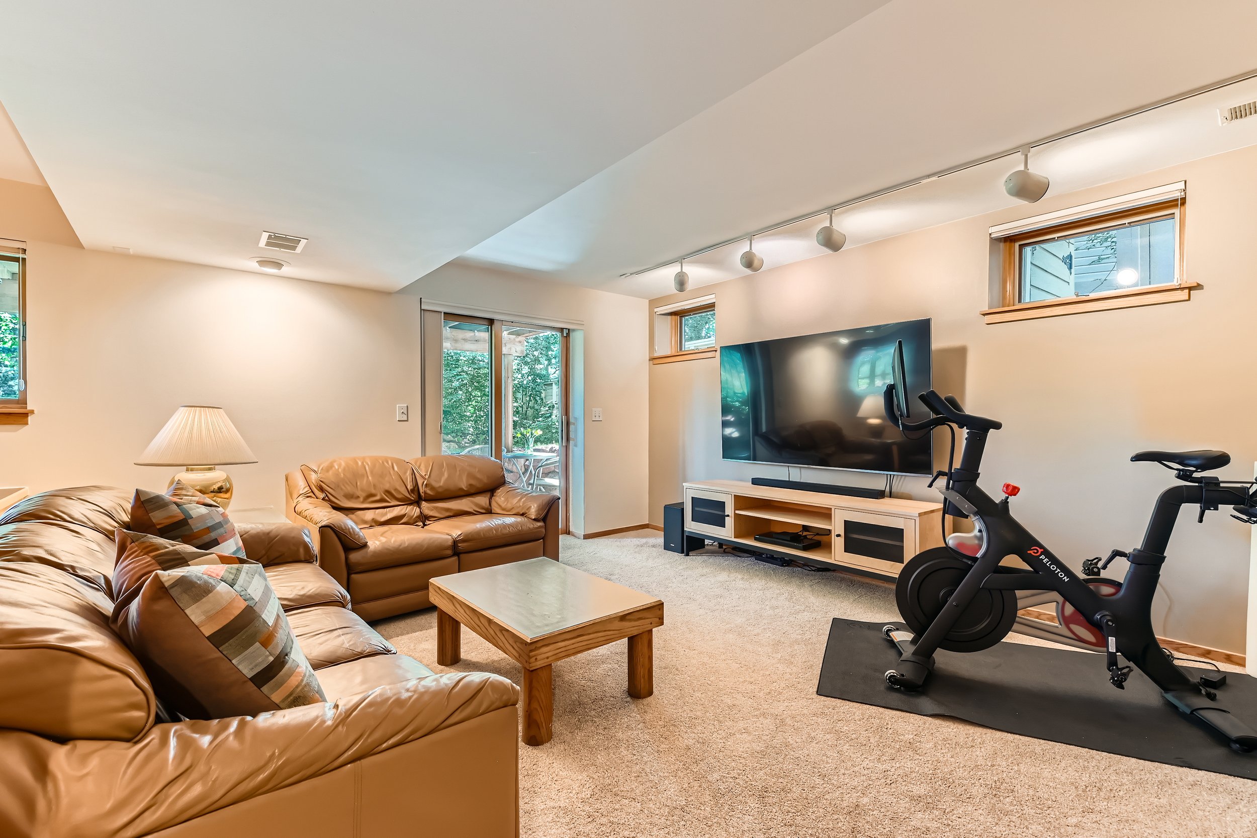 2949 Tincup Circle - Print Quality - 030 - 35 Lower Level Family Room.jpg