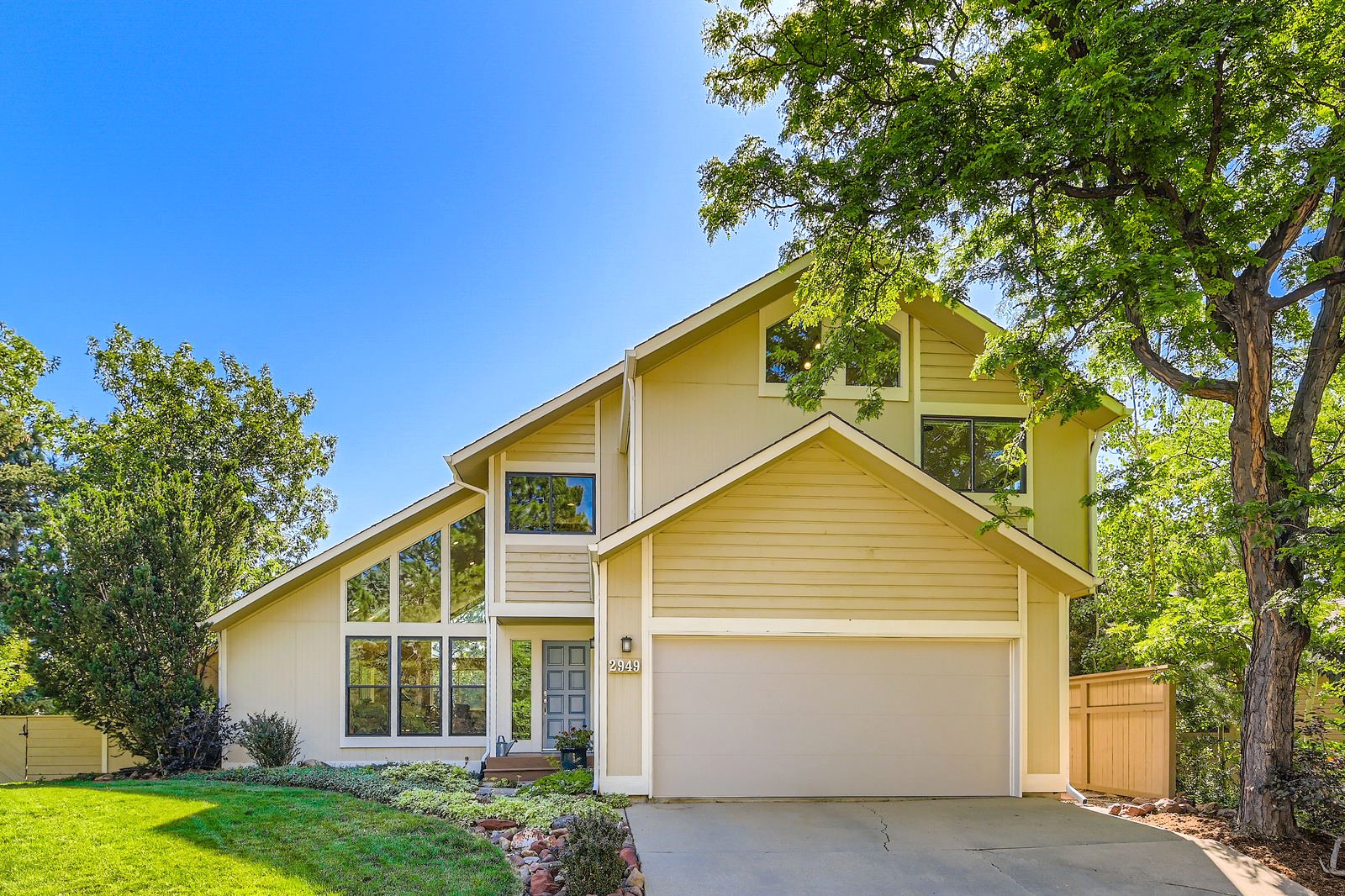 2949 Tincup Circle - Web Quality - 006 - 05 Exterior Front.jpg
