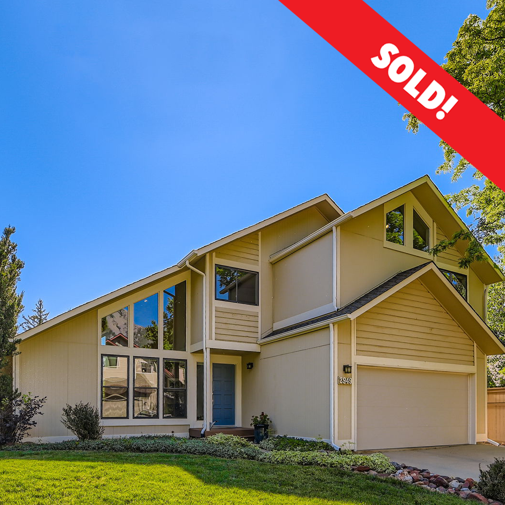 When you talk to friends and family about wanting a supreme location in Table Mesa in South Boulder, this is what you mean. When you want views, open space and mountain parks trails nearby, this is what you desire. When you ask for a backyard backin