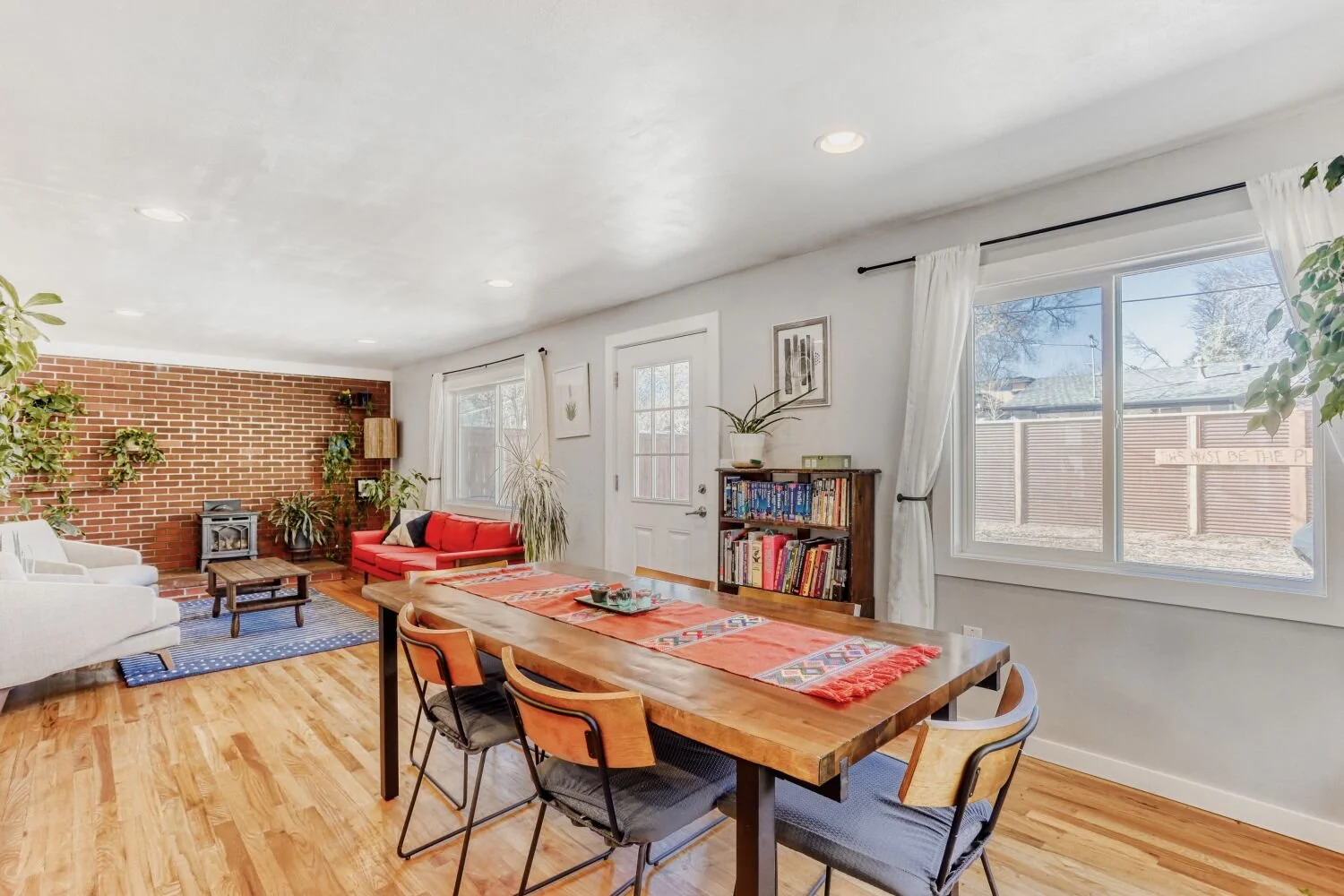 3225 Arnett St - Web Quality - 013 - 10 Dining Room.jpg
