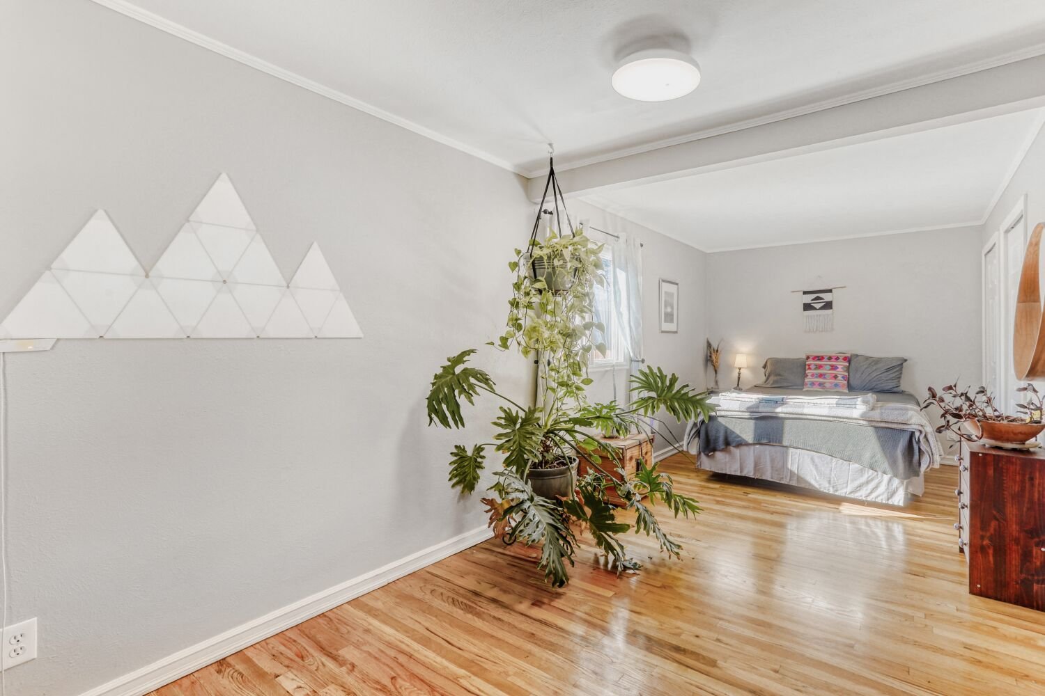 3225 Arnett St - Web Quality - 024 - 21 Primary Bedroom.jpg