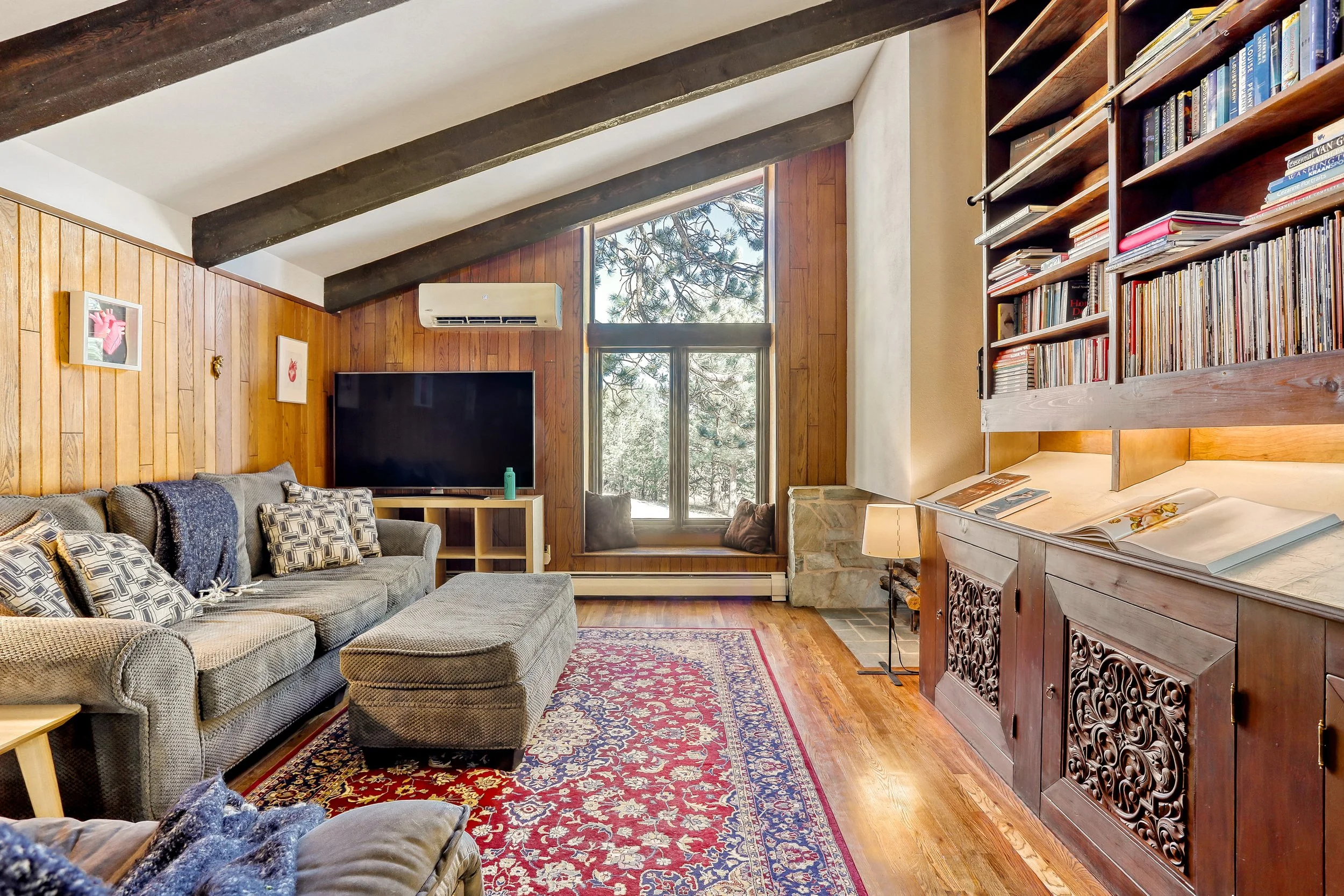 1164 Peakview Cir - Print Quality - 023 - 19 Family Room.jpg