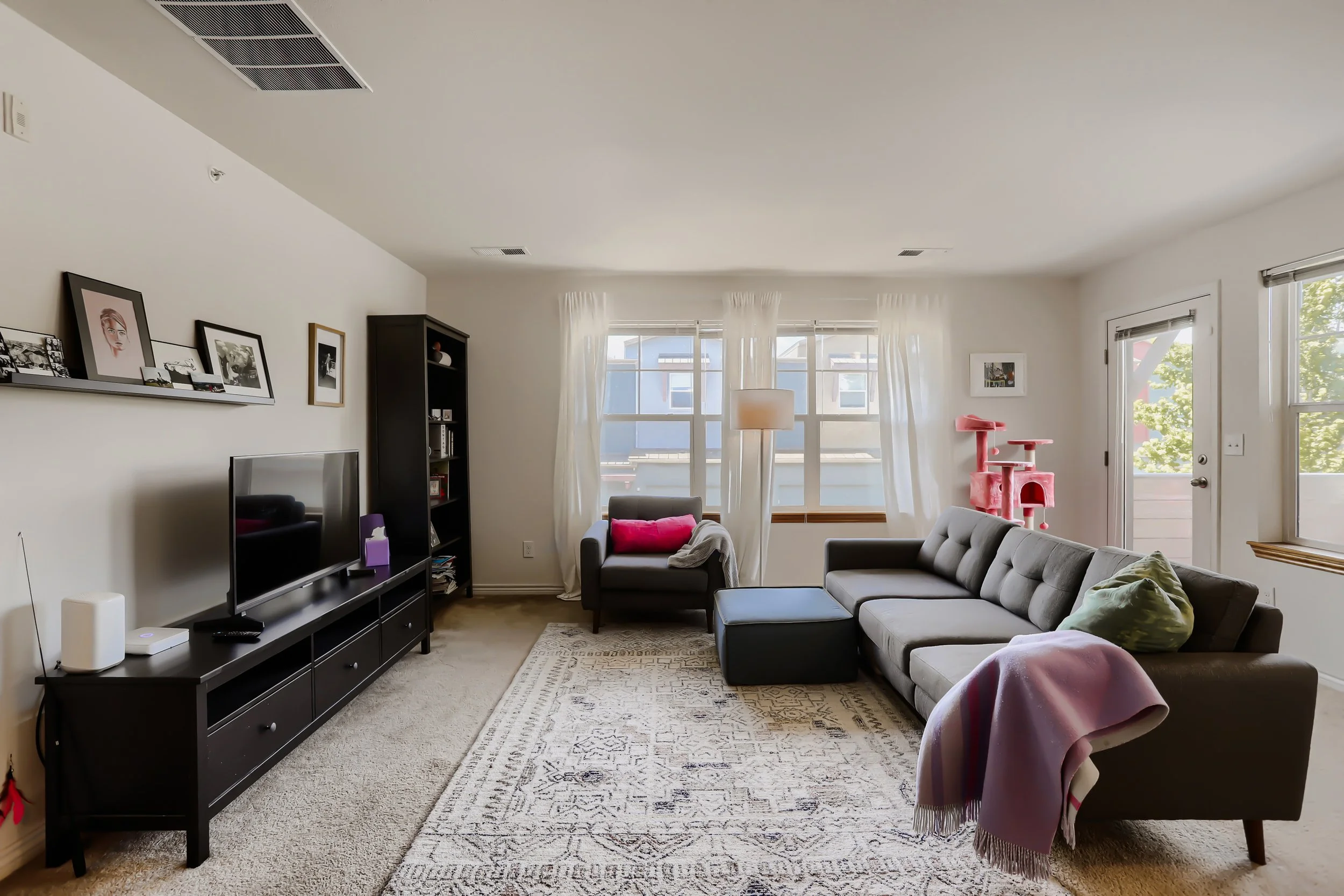 4185 47th St Unit G - Print Quality - 007 - 07 Living Room.jpg