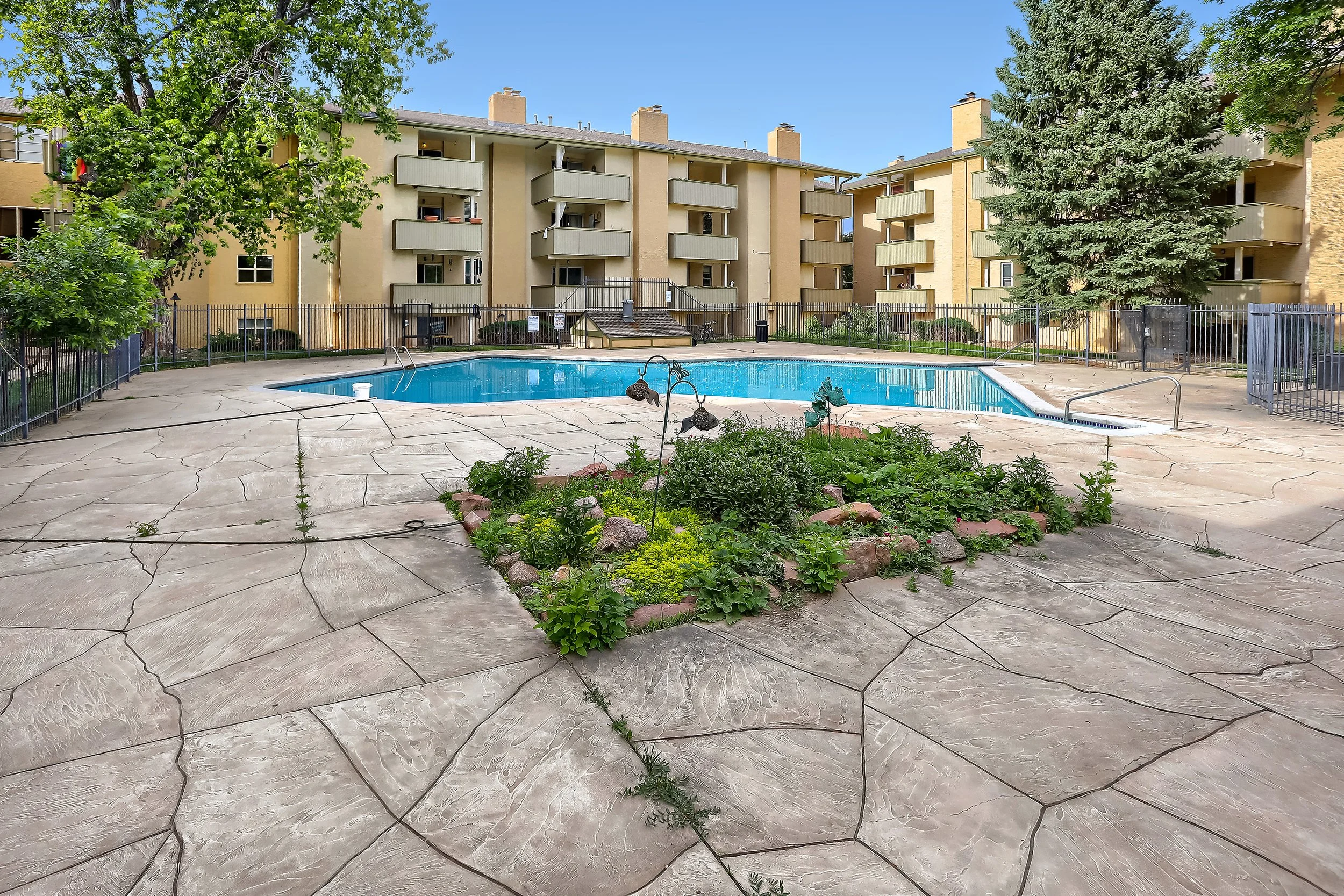 3030 oneal Pkwy R19 - Print Quality - 031 - 28 Exterior Rear.jpg