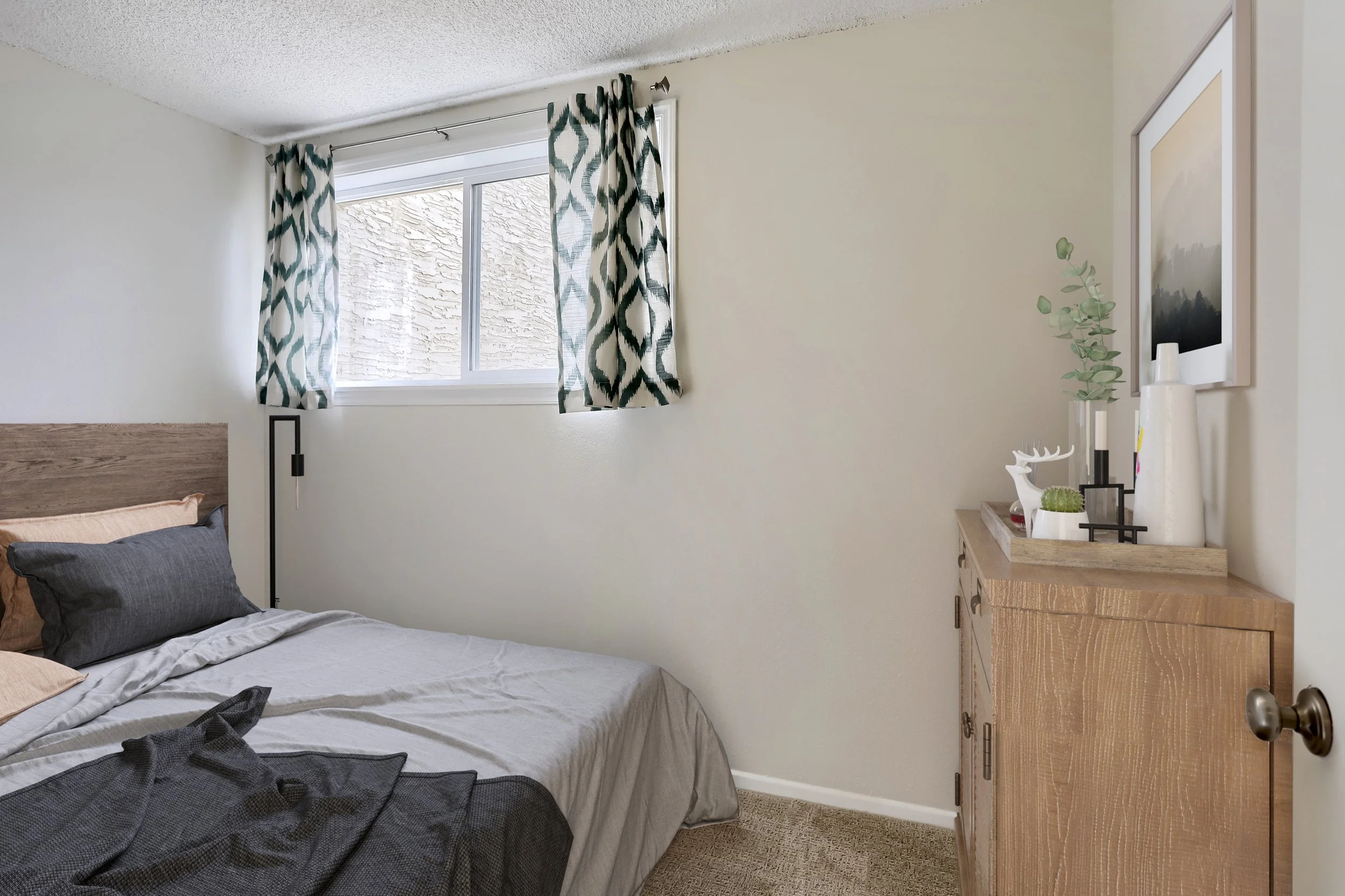 16 Bedroom VS.jpg